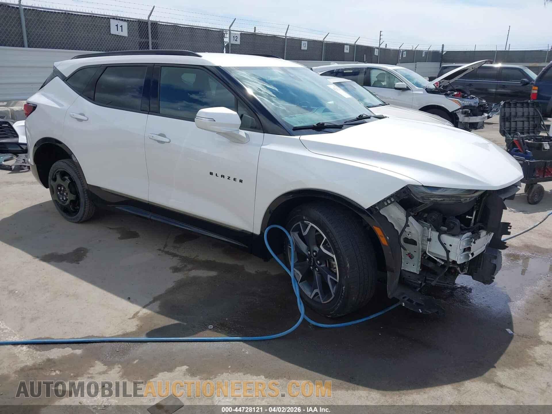 3GNKBERS3MS542381 CHEVROLET BLAZER 2021