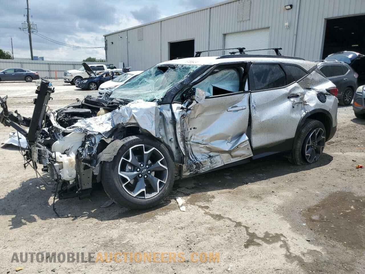 3GNKBERS5LS586008 CHEVROLET BLAZER 2020