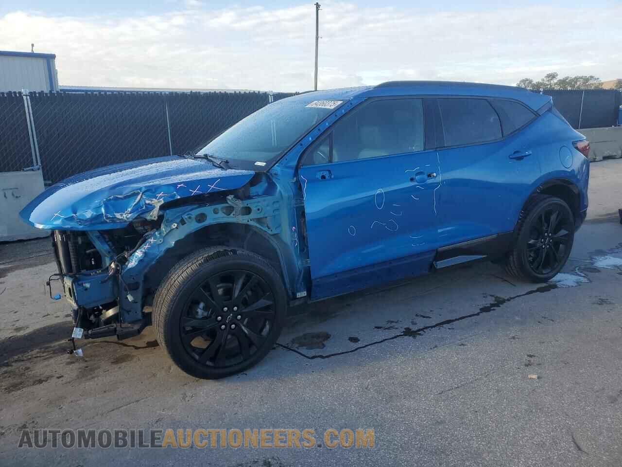 3GNKBERS8MS531165 CHEVROLET BLAZER 2021