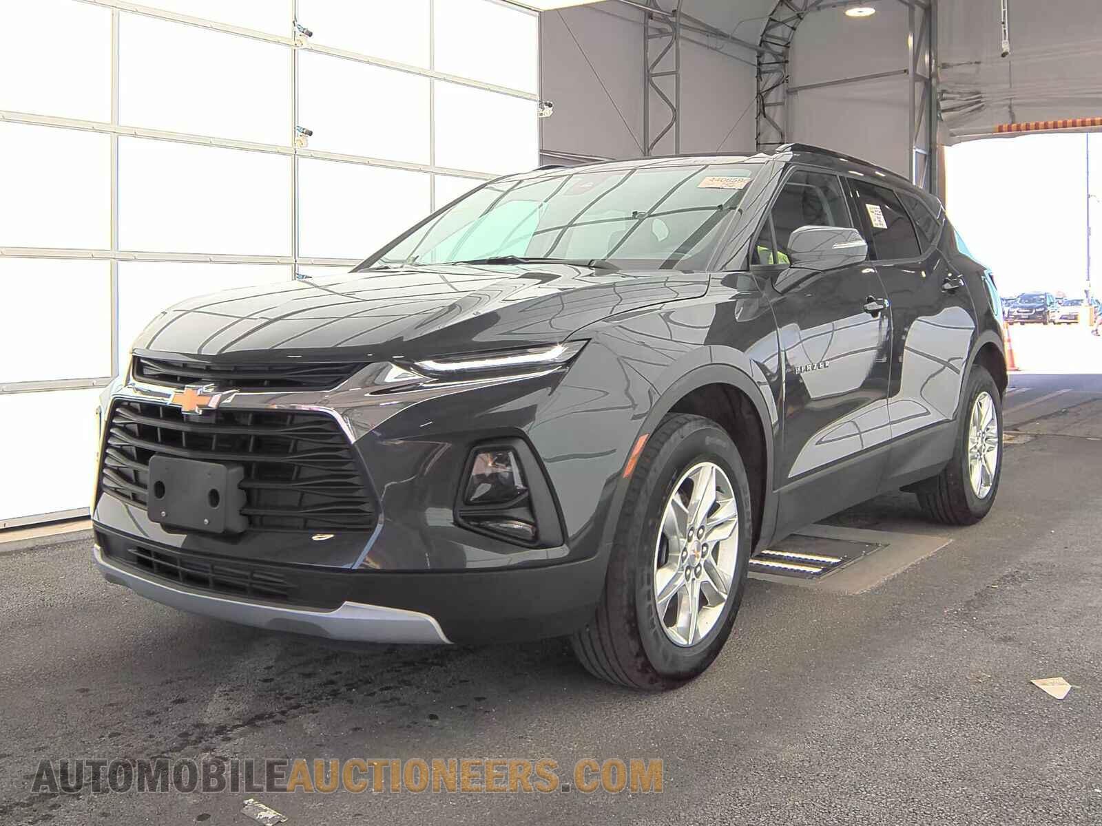 3GNKBHR44MS529321 Chevrolet Blazer 2021