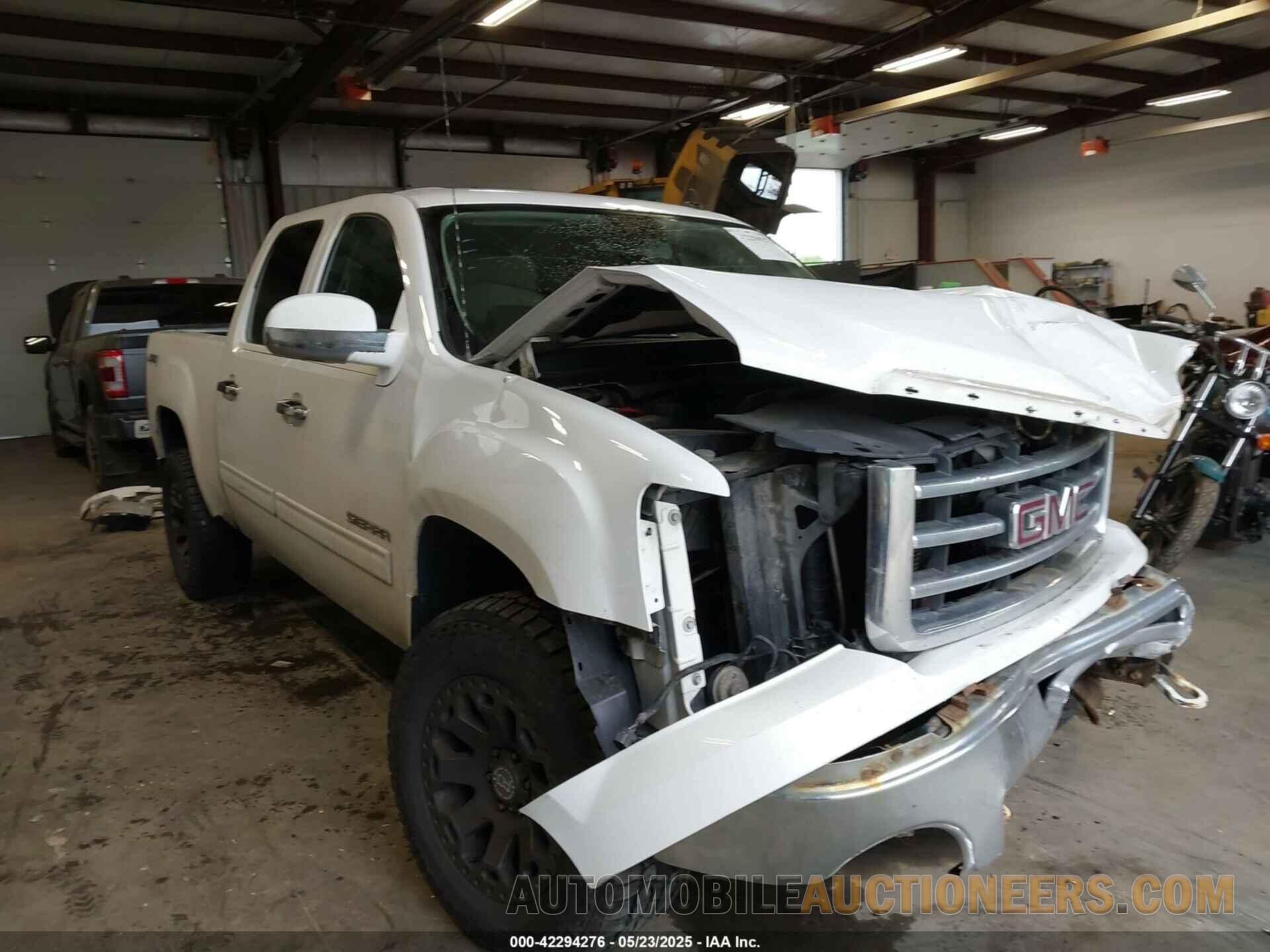3GTP2VEA2DG335303 GMC SIERRA 1500 2013