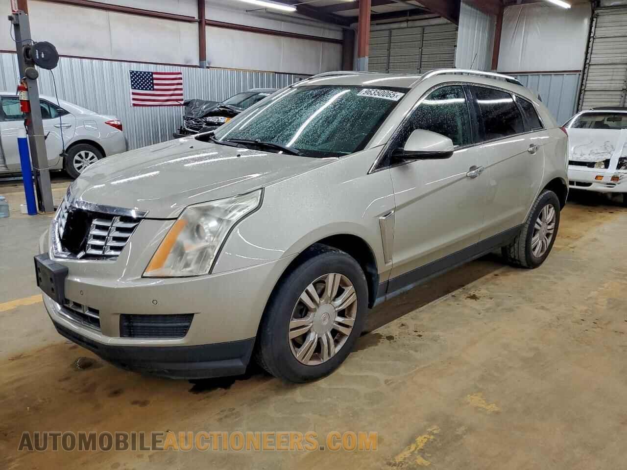 3GYFNBE33FS641004 CADILLAC SRX 2015