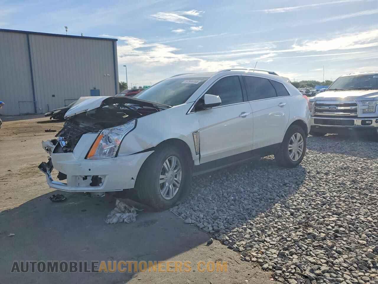 3GYFNBE36FS610619 CADILLAC SRX 2015