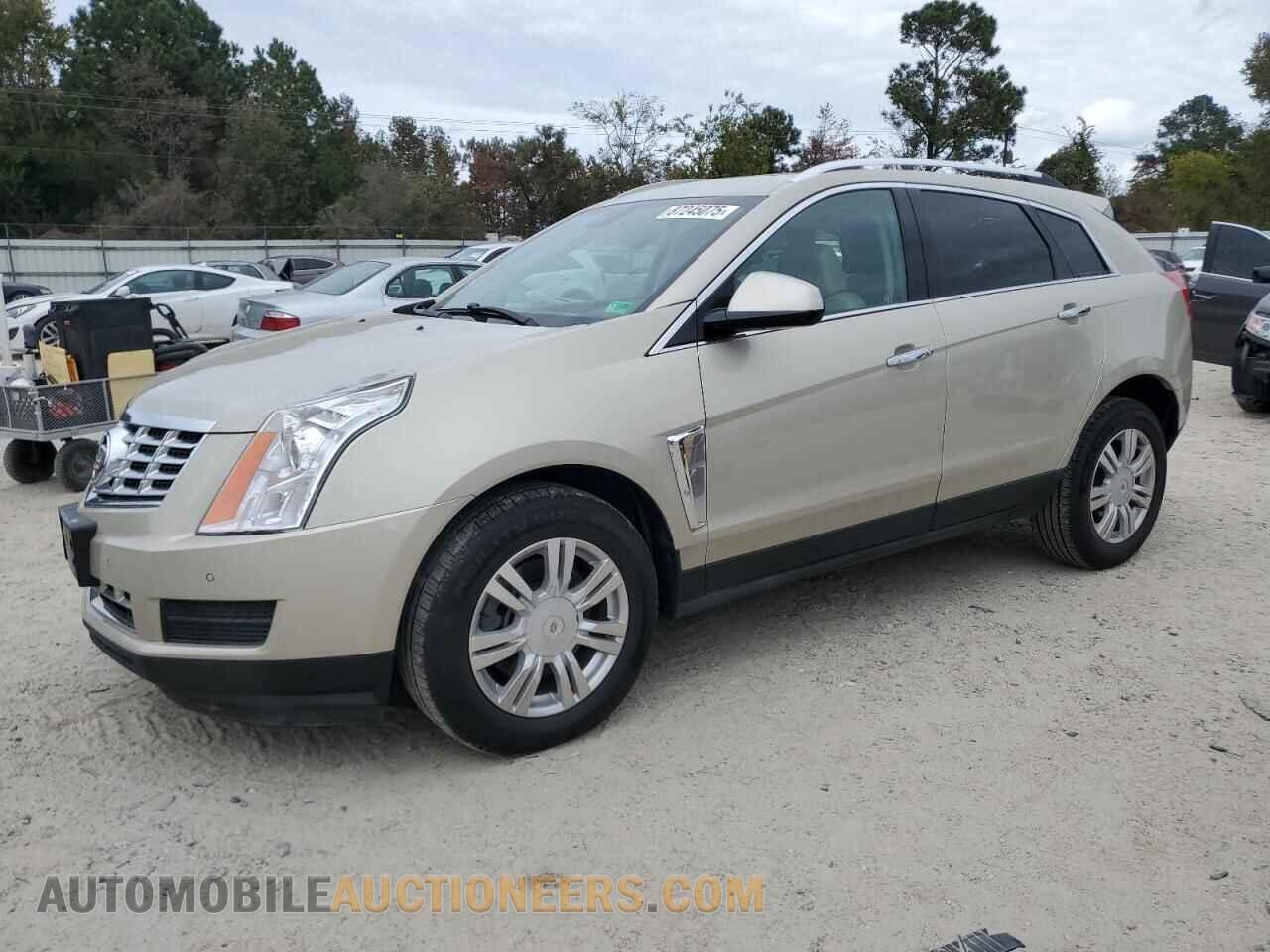 3GYFNBE39FS607617 CADILLAC SRX 2015