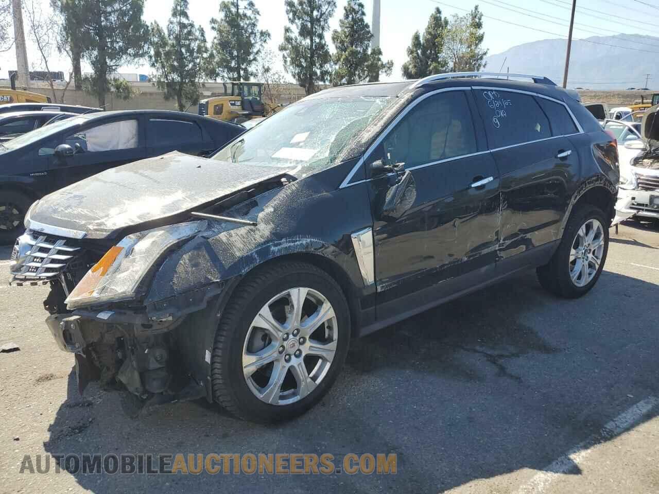 3GYFNCE38FS607680 CADILLAC SRX 2015