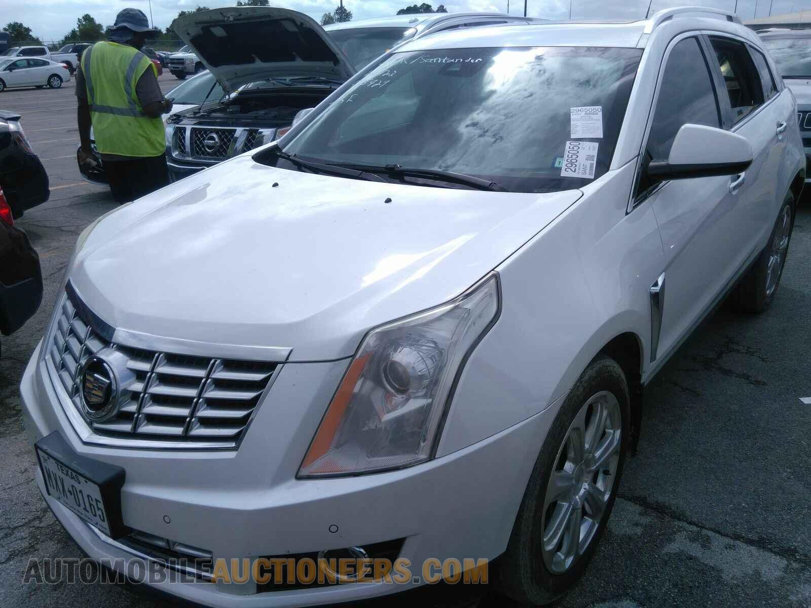 3GYFNCE39GS555929 Cadillac SRX 2016