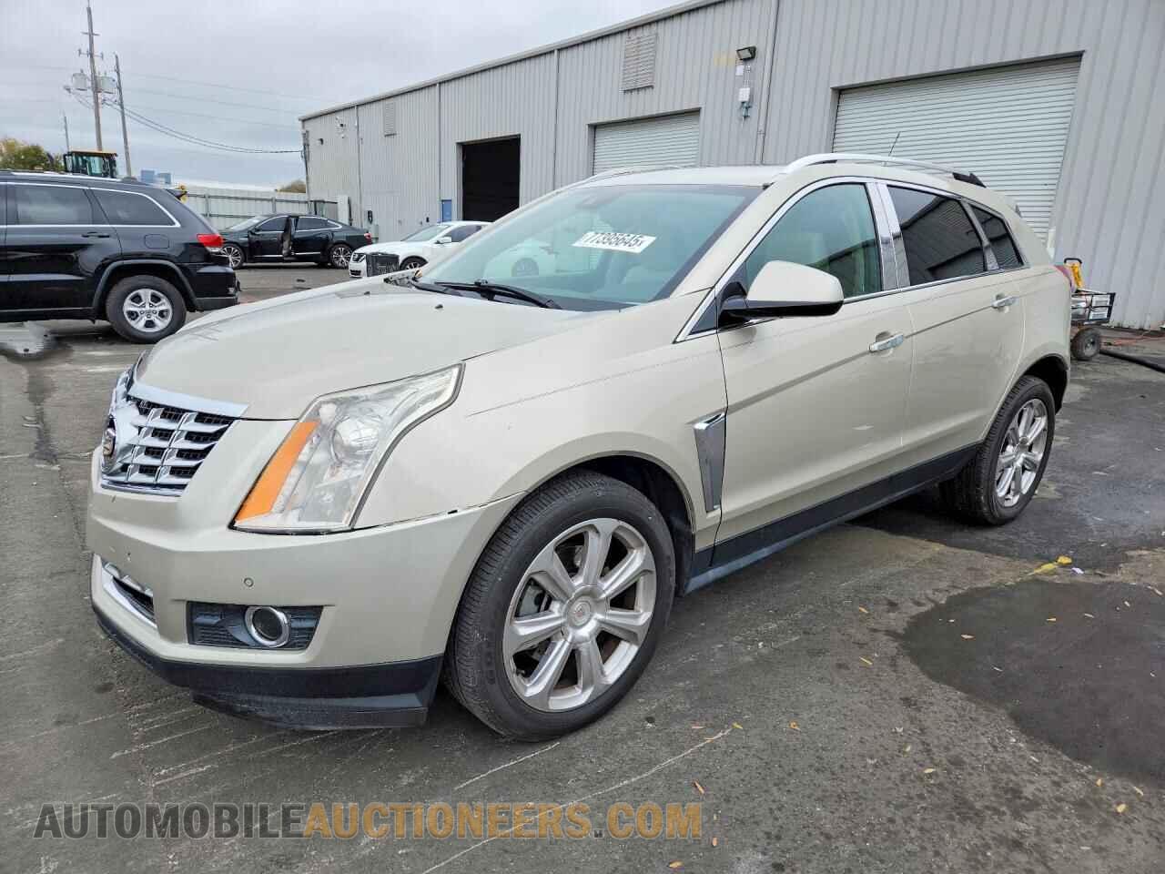 3GYFNCE3XFS597038 CADILLAC SRX 2015
