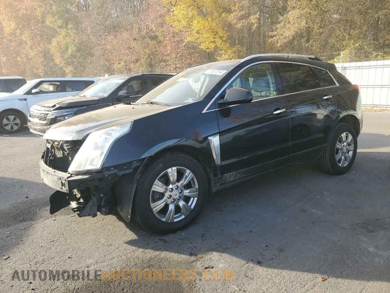 3GYFNEE30FS637946 CADILLAC SRX 2015