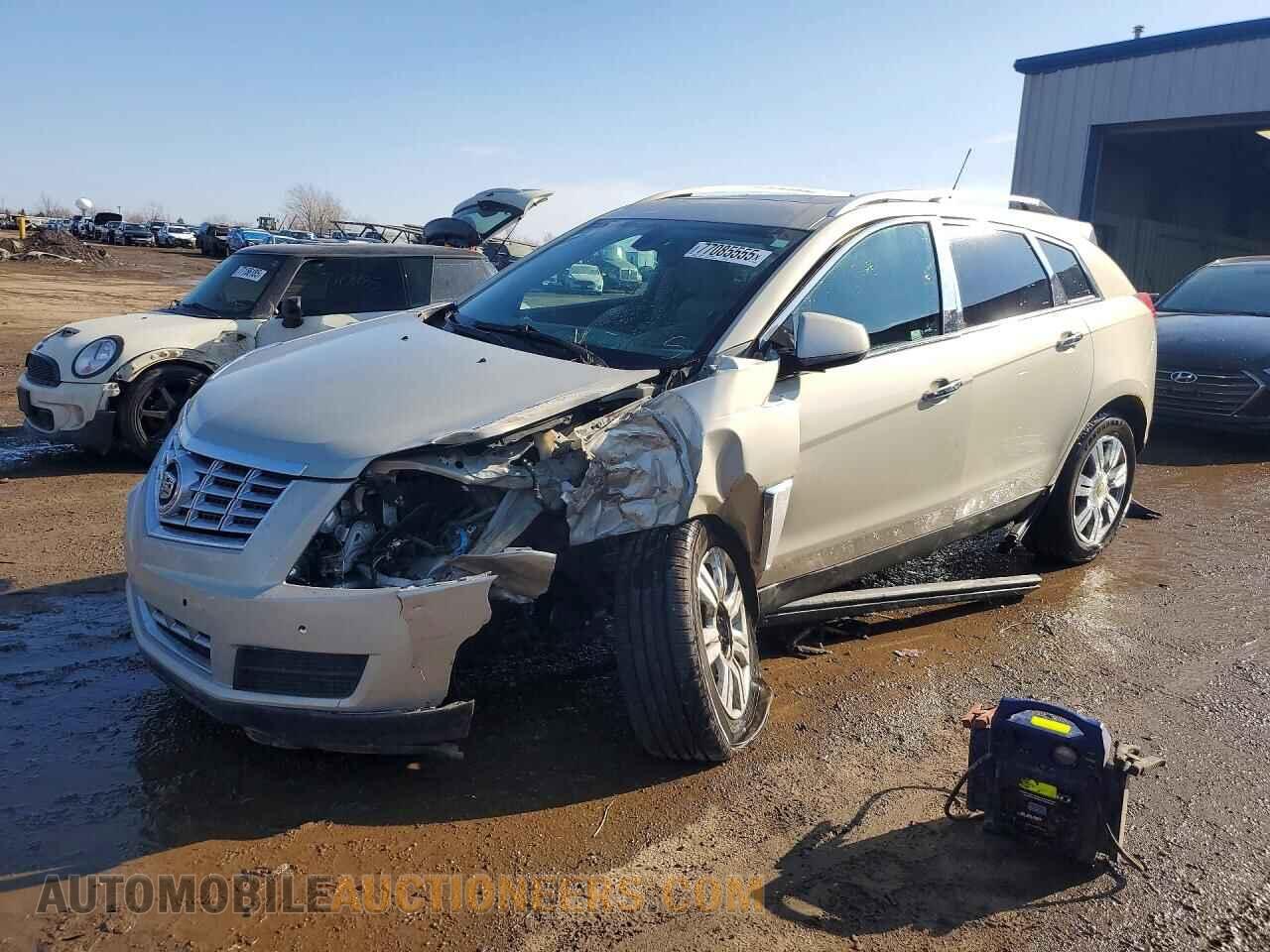 3GYFNEE33FS603886 CADILLAC SRX 2015
