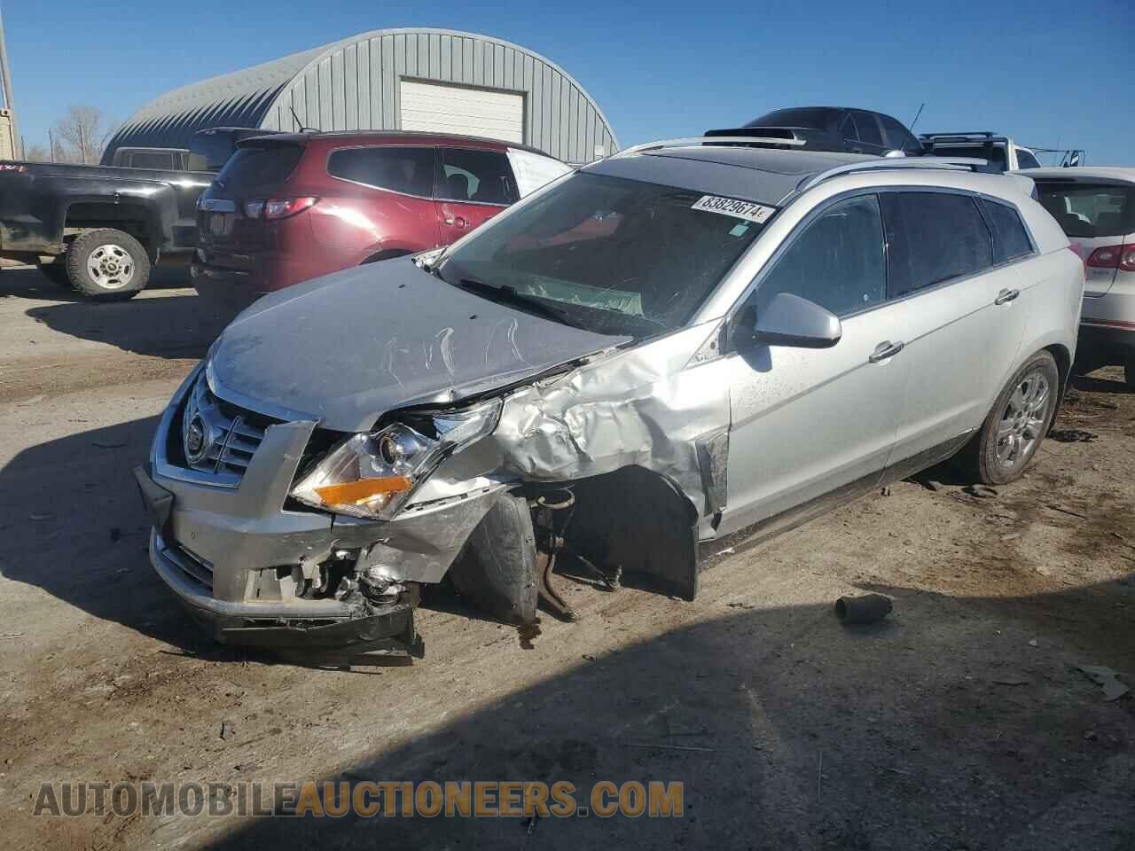3GYFNEE38FS603642 CADILLAC SRX 2015