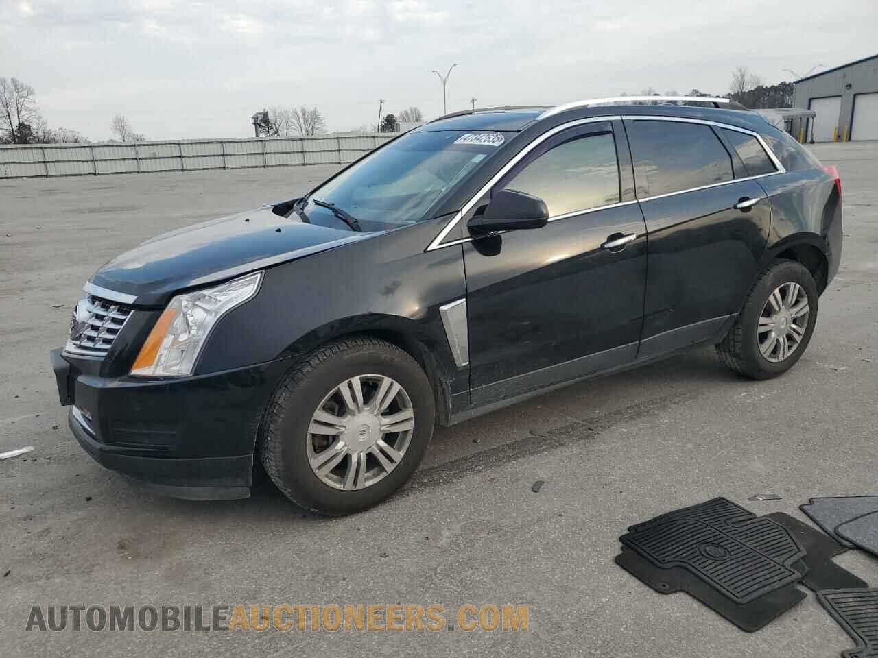 3GYFNEE38FS623373 CADILLAC SRX 2015