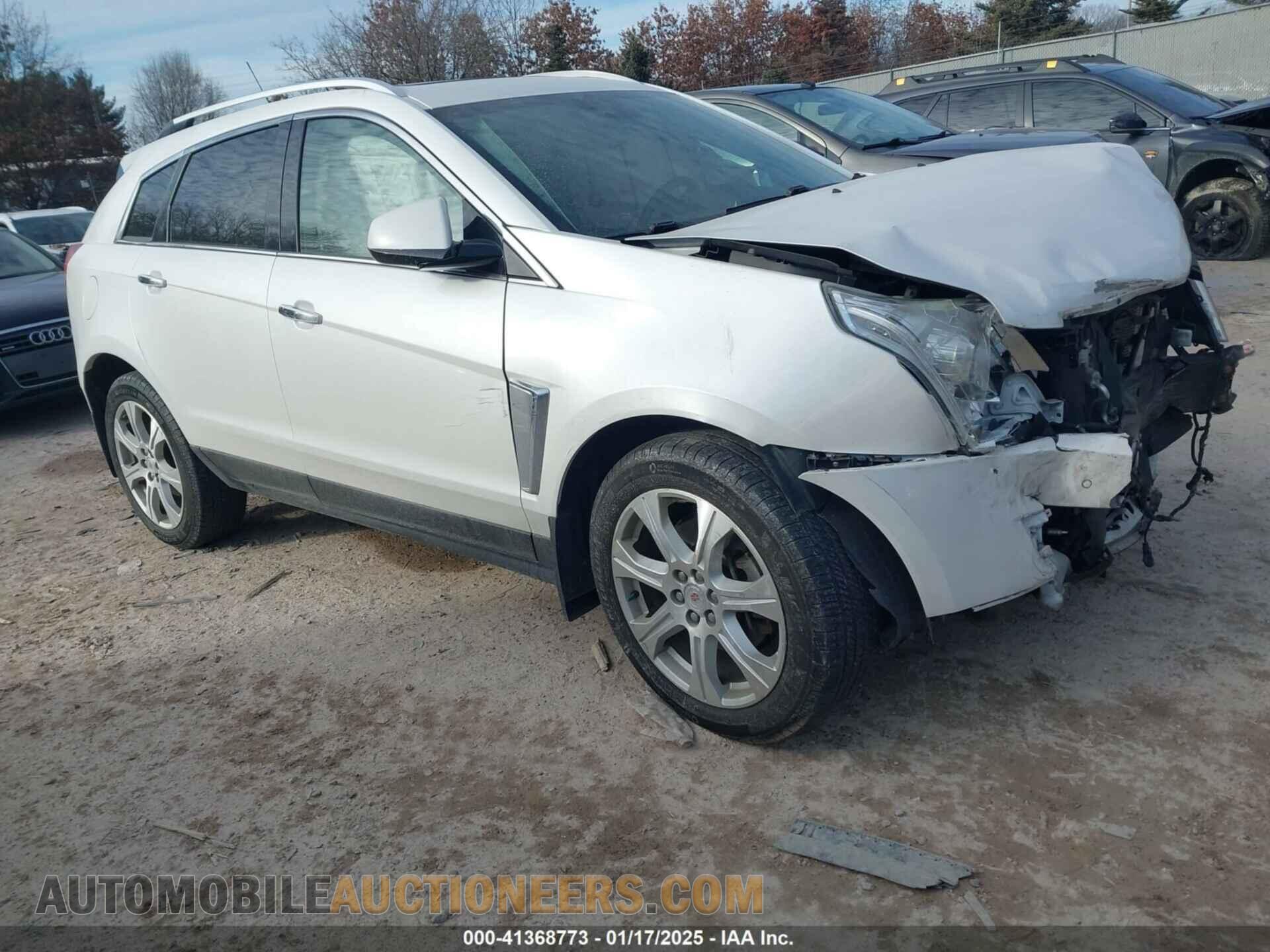 3GYFNFE30FS577012 CADILLAC SRX 2015