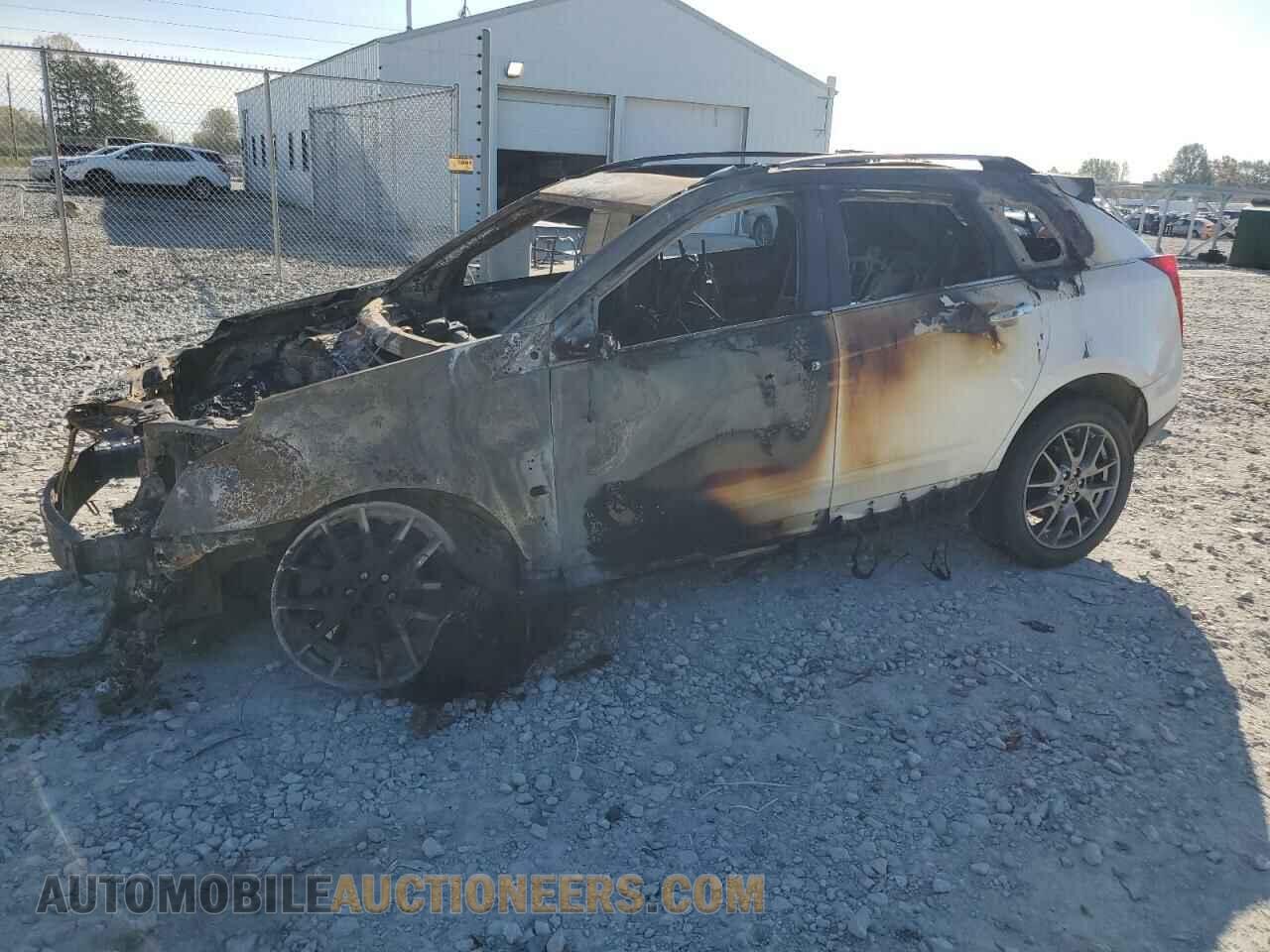 3GYFNFE30FS600014 CADILLAC SRX 2015