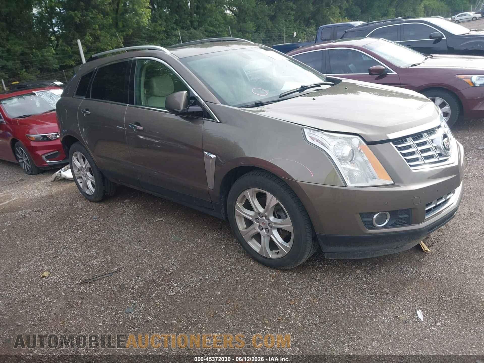 3GYFNFE39FS569877 CADILLAC SRX 2015