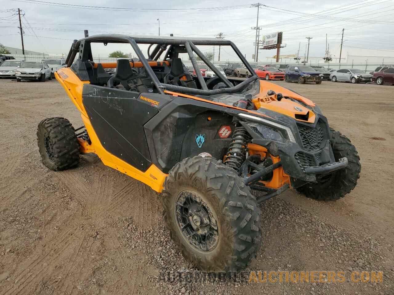 3JBVVAV46LK000755 CAN-AM SIDEBYSIDE 2020