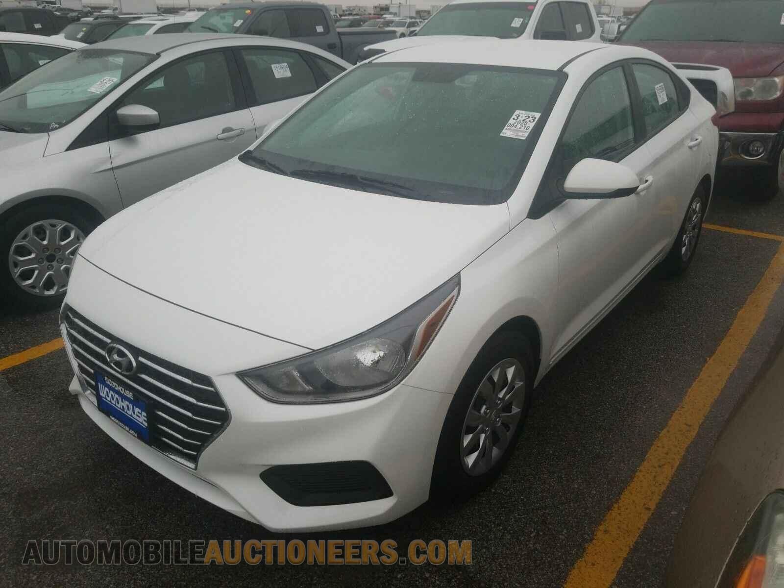 3KPC24A60LE106977 Hyundai Accent 2020