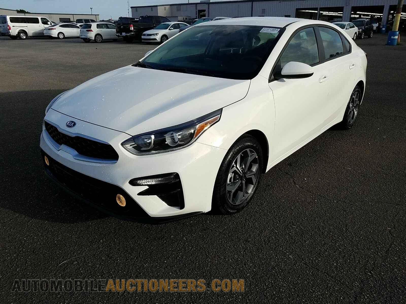 3KPF24AD0LE201230 Kia Forte 2020
