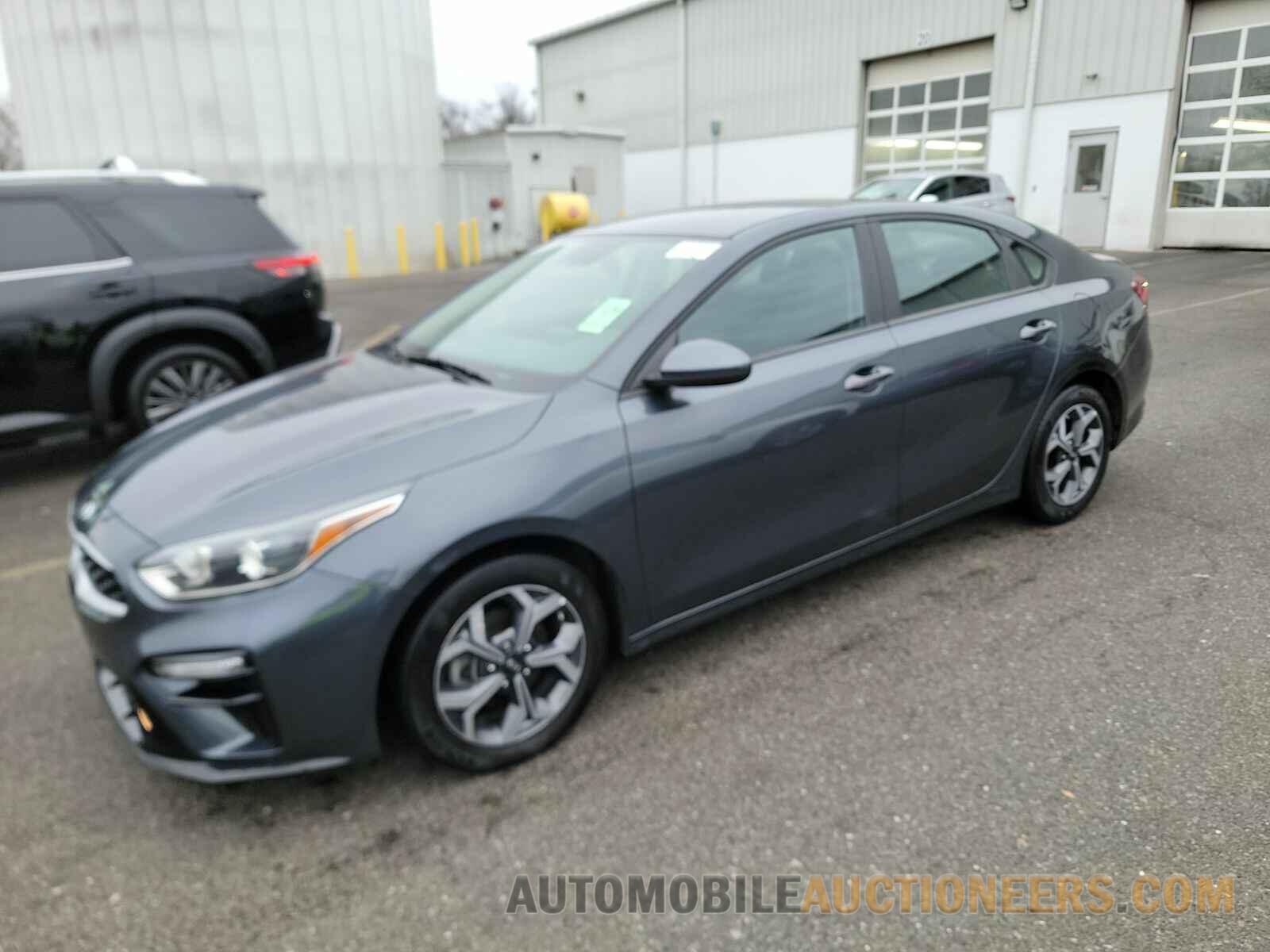 3KPF24AD2ME370067 Kia Forte 2021