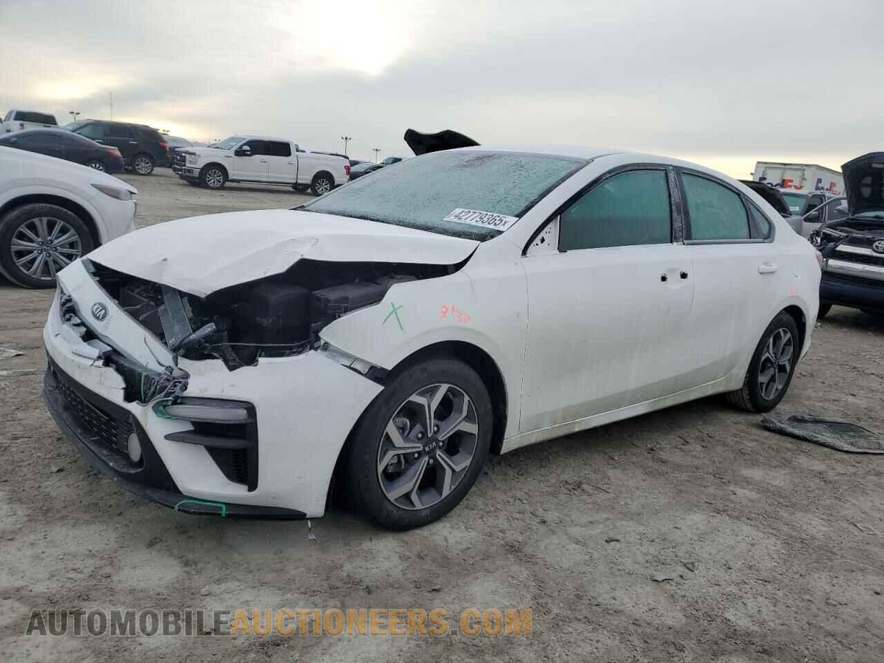 3KPF24AD5LE261925 KIA FORTE 2020
