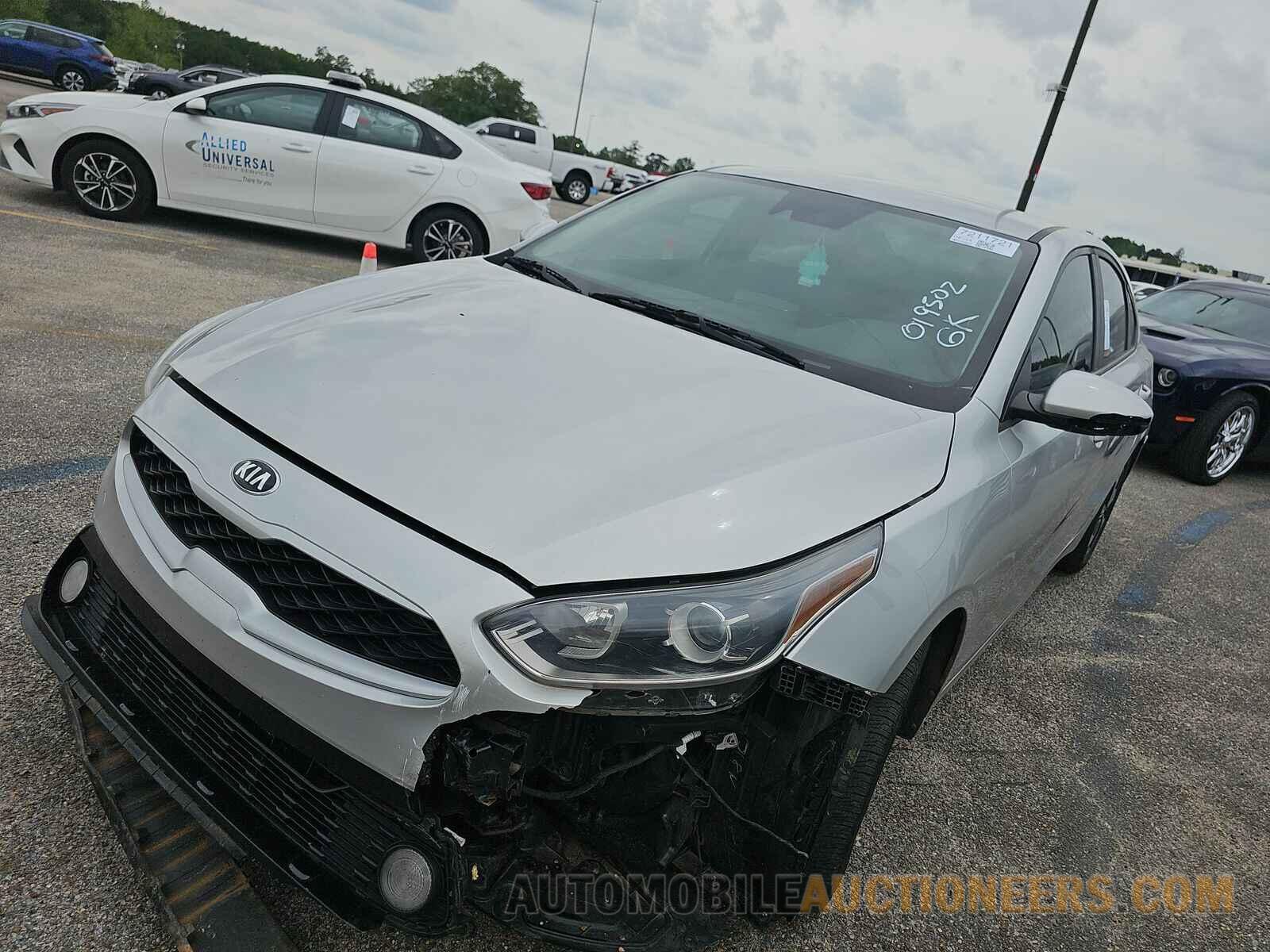 3KPF24AD8KE019502 Kia Forte 2019