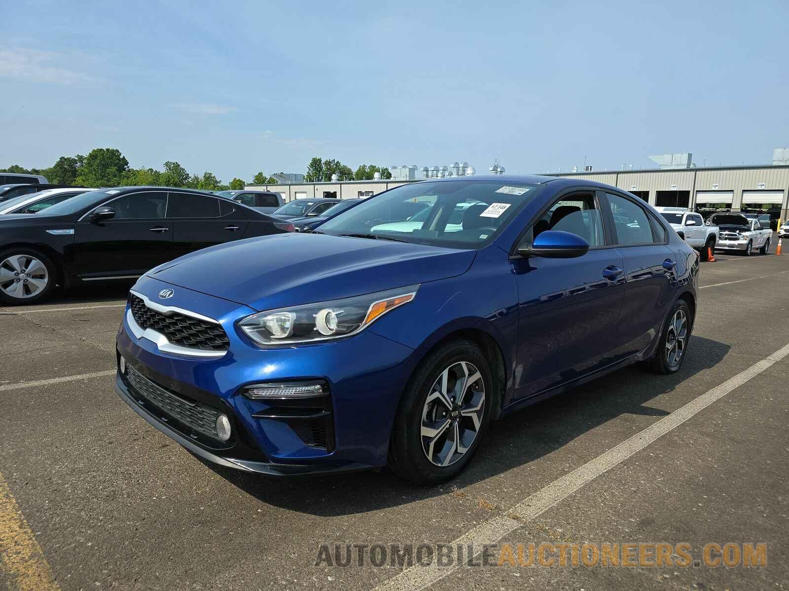 3KPF24AD9ME275781 Kia Forte 2021