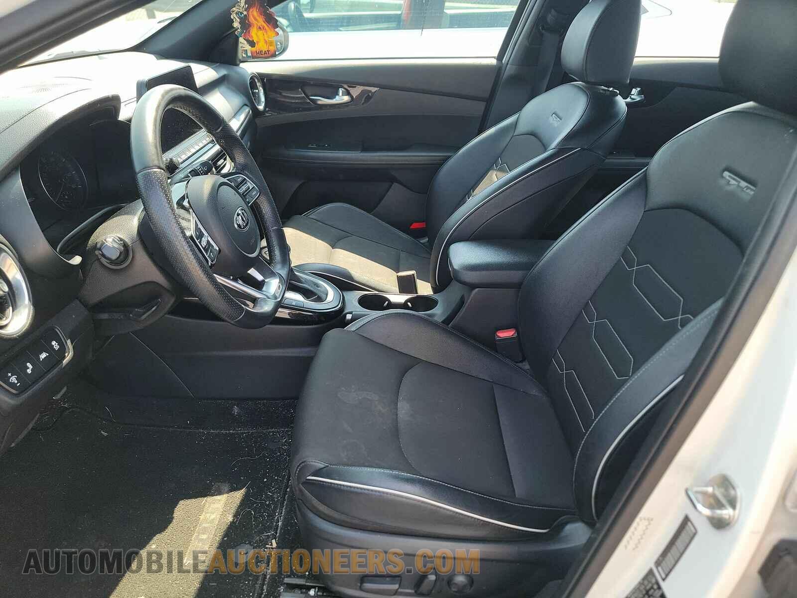 3KPF34AD2ME288708 Kia Forte 2021