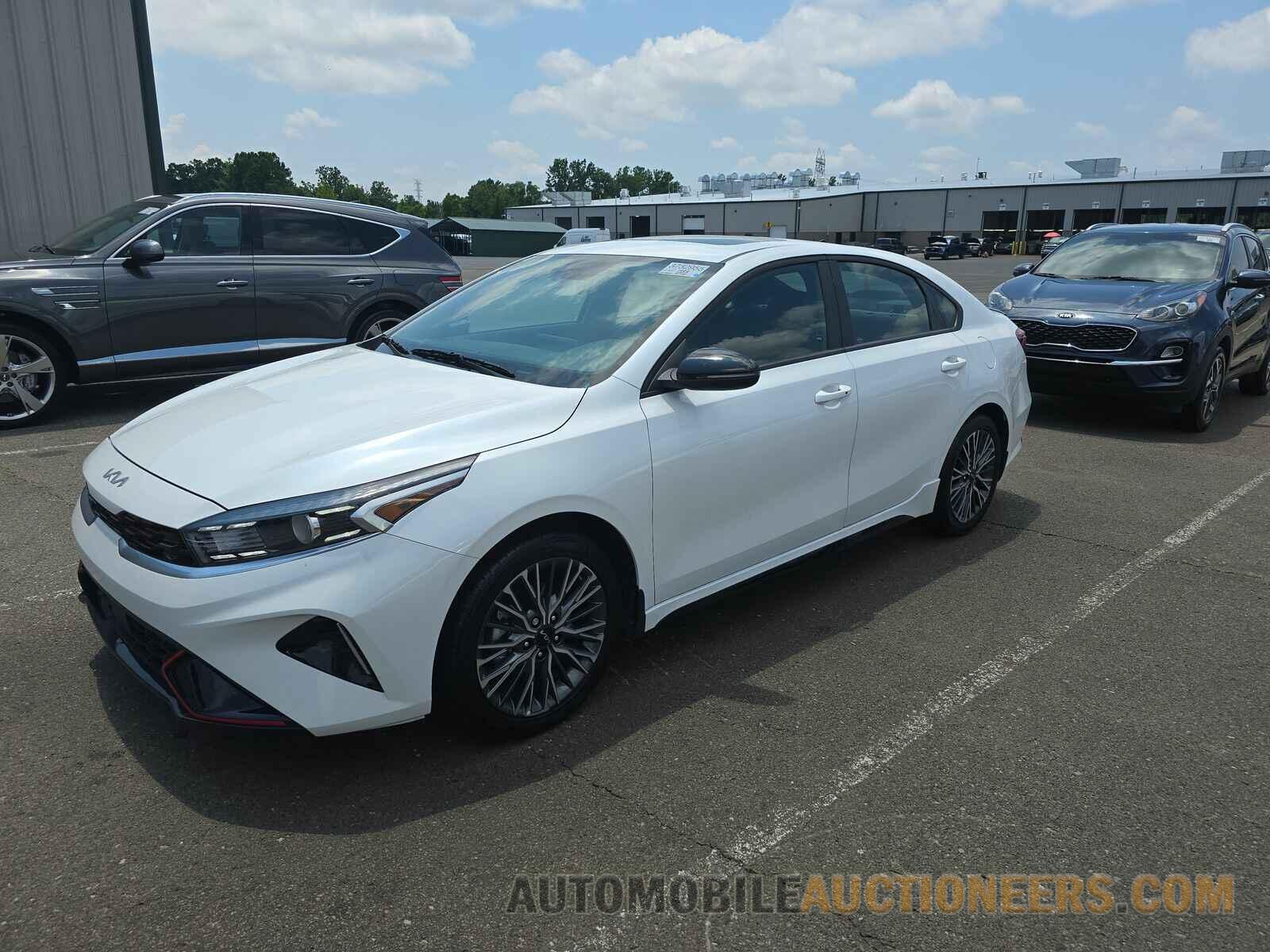 3KPF54AD7RE723286 Kia Forte 2024