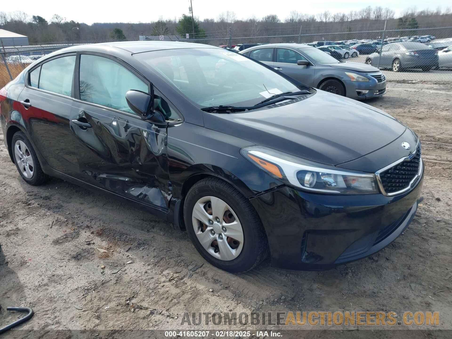 3KPFK4A76JE258488 KIA FORTE 2018