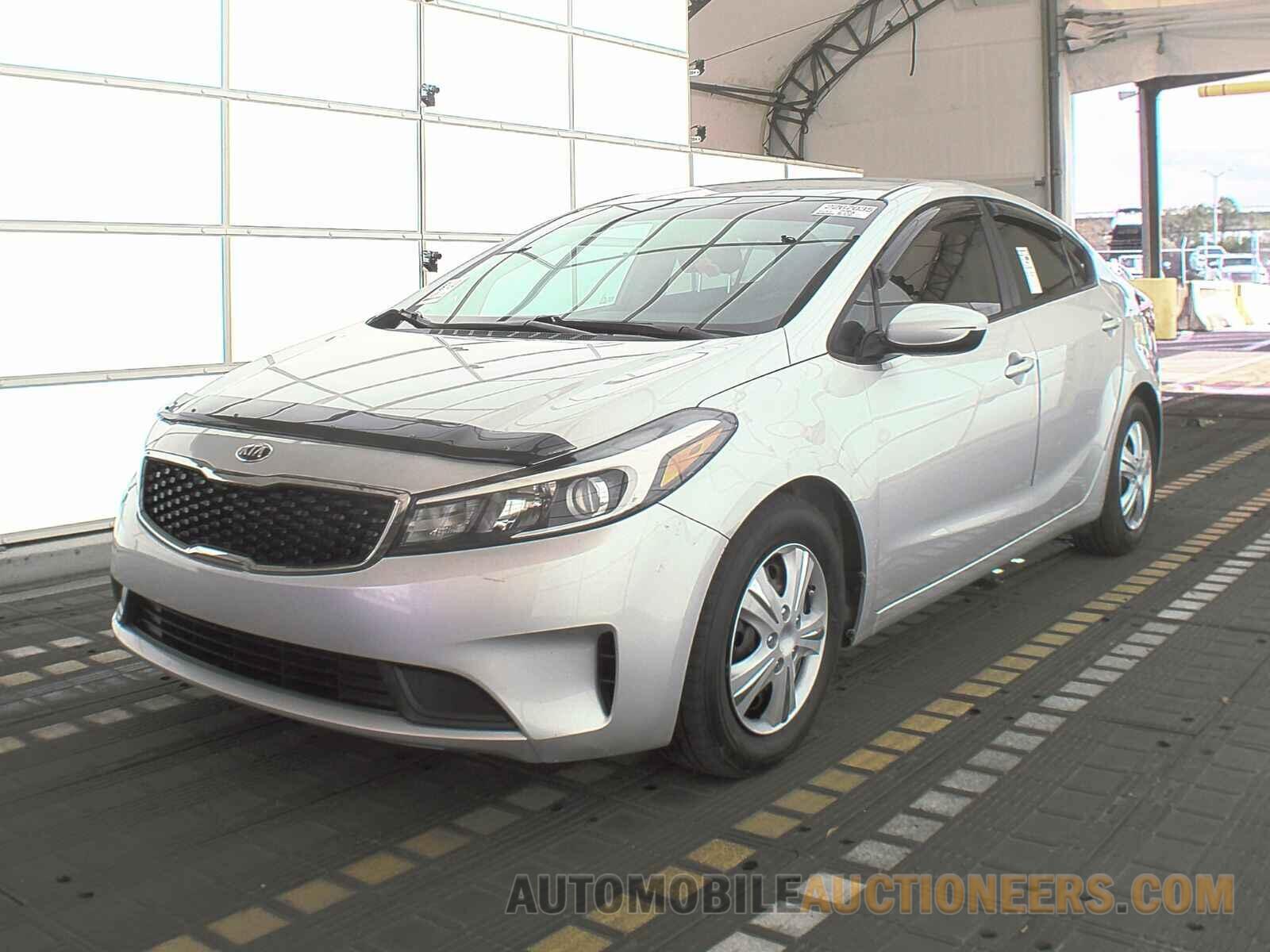 3KPFK4A7XHE097265 Kia Forte LX 2017