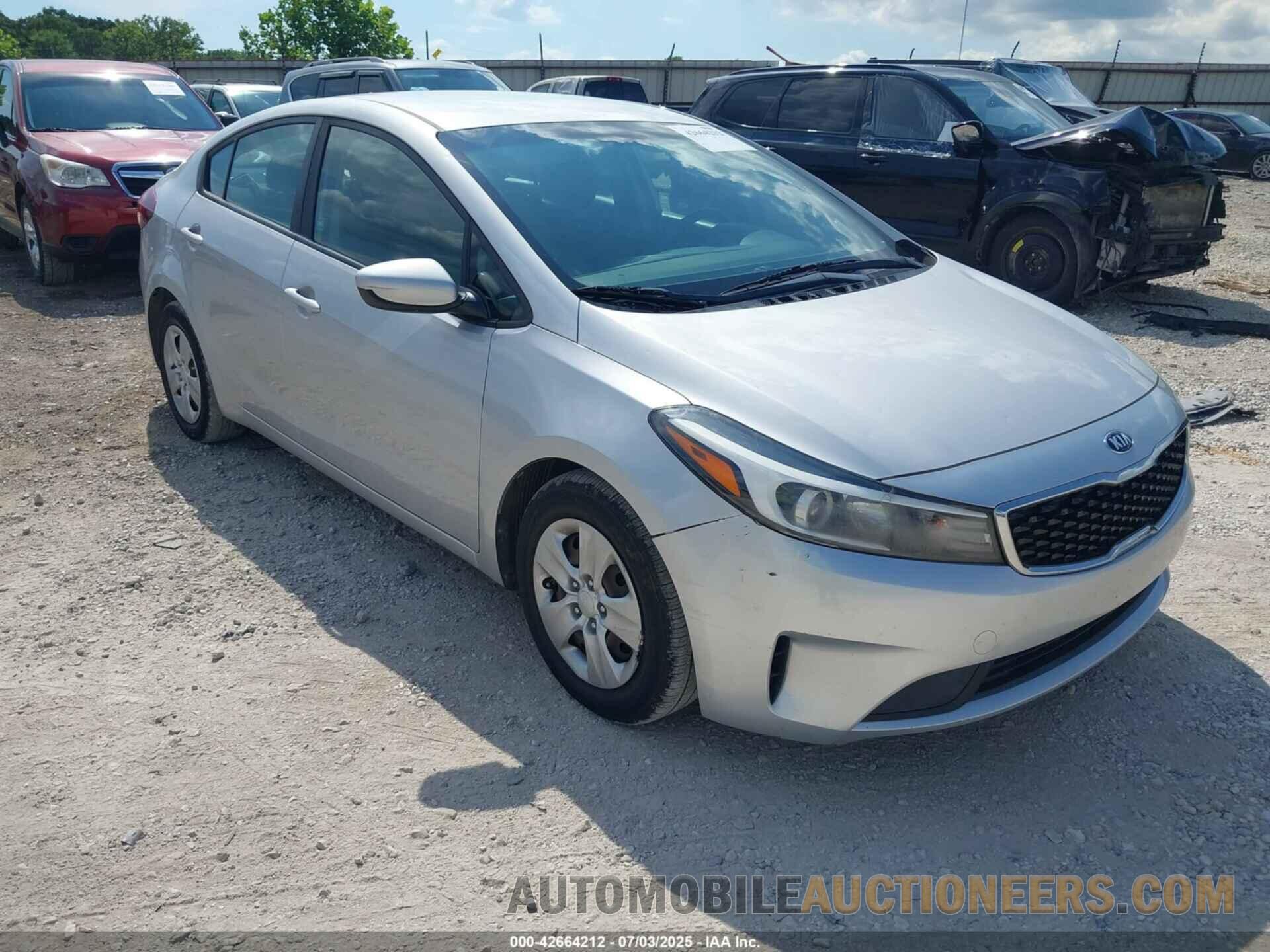 3KPFK4A7XJE195332 KIA FORTE 2018