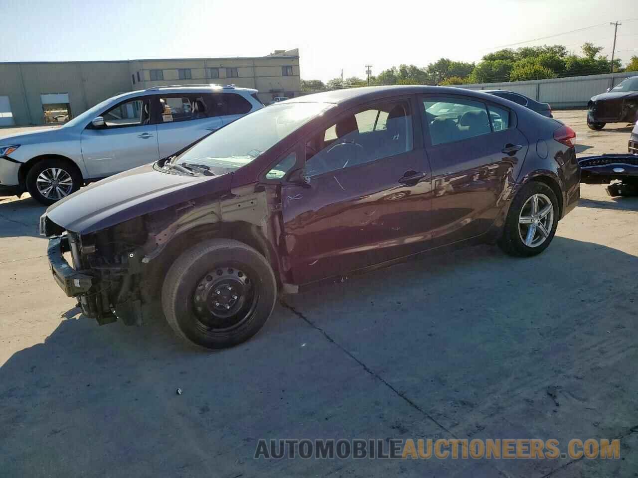 3KPFL4A73JE233741 KIA FORTE 2018