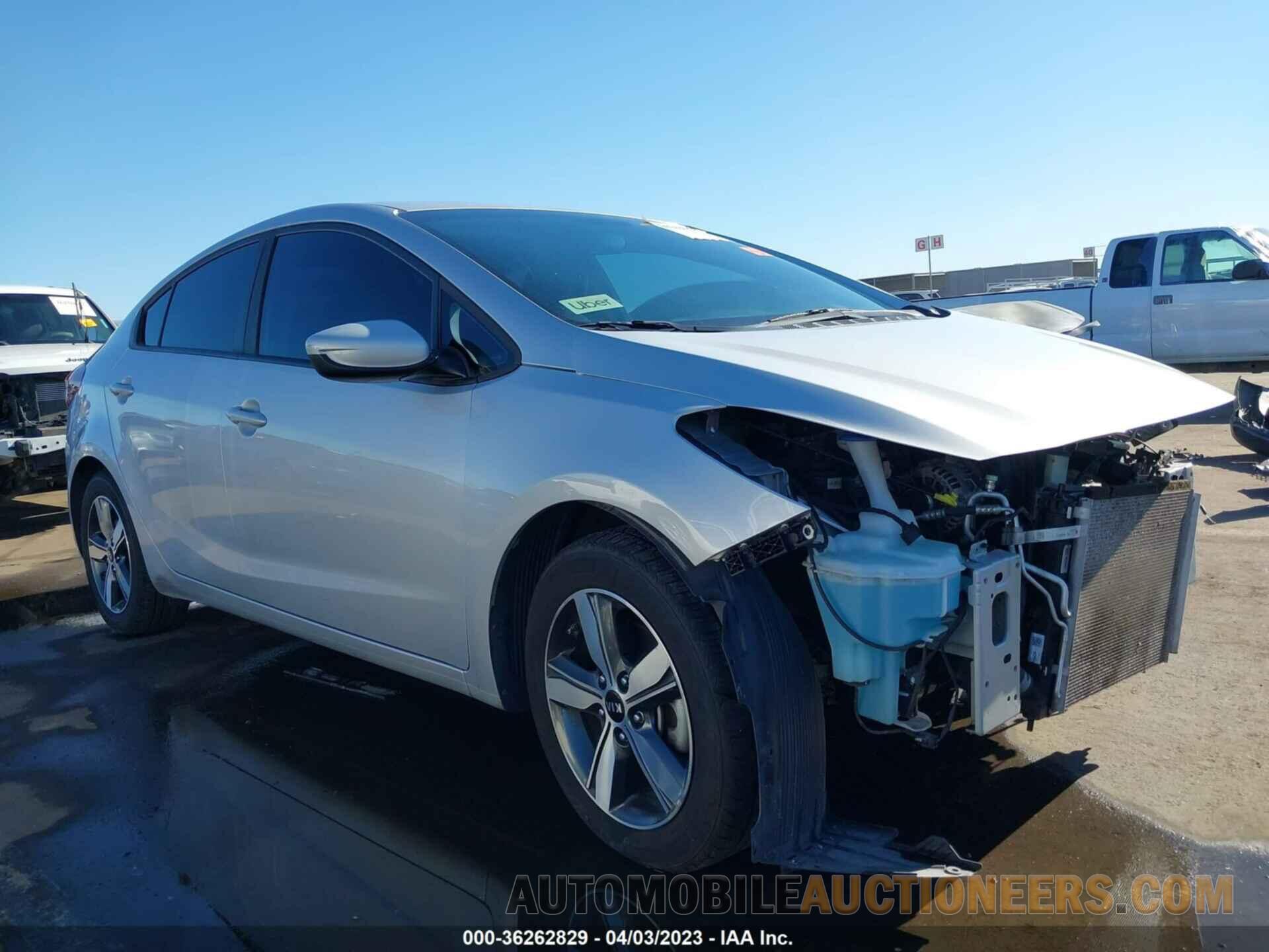 3KPFL4A74JE238995 KIA FORTE 2018