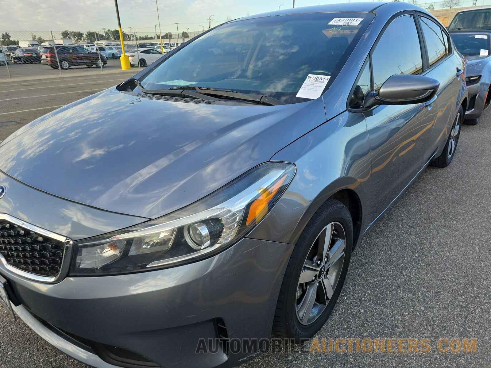 3KPFL4A76JE227366 Kia Forte 2018