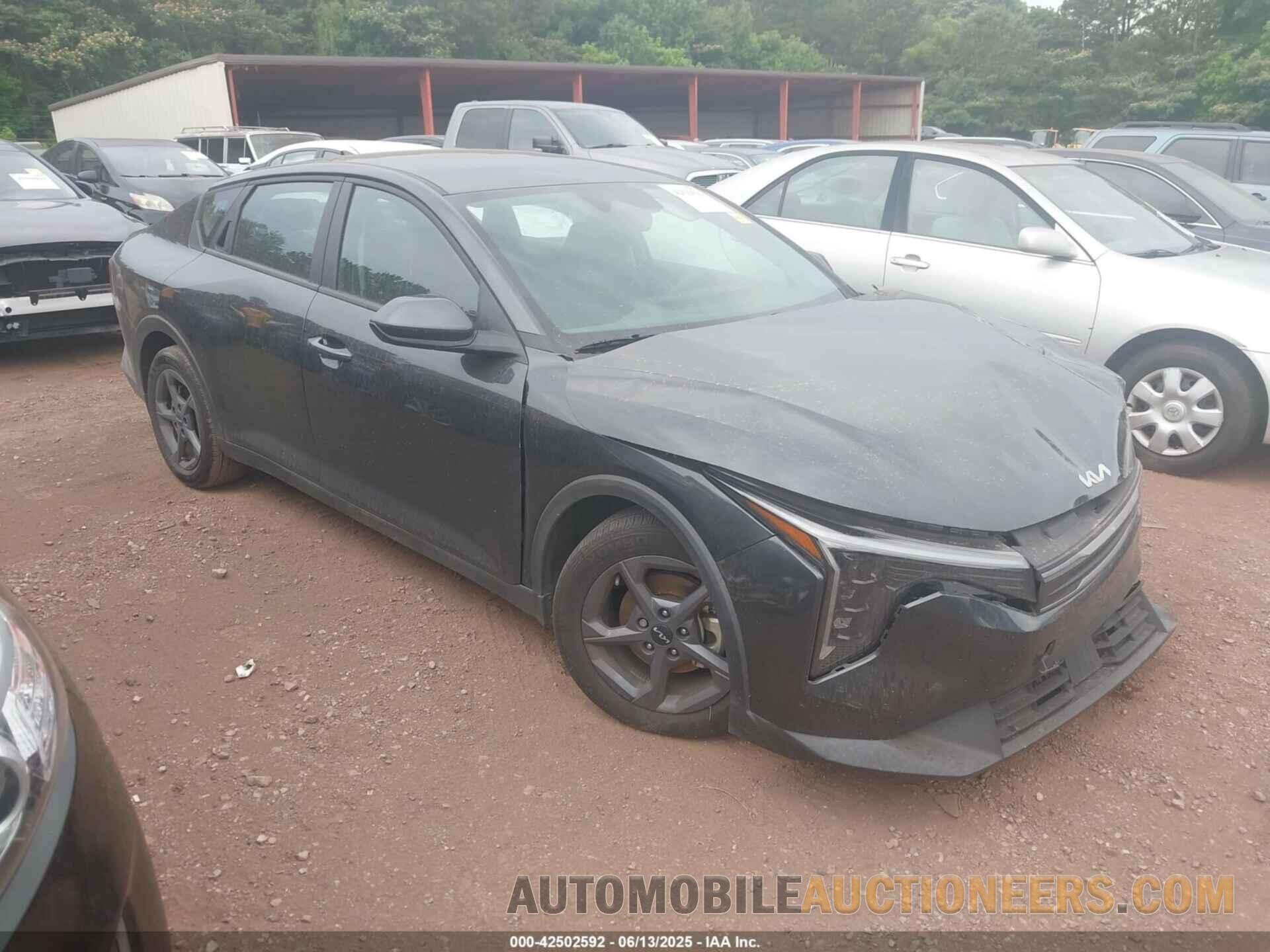 3KPFT4DE3SE015228 KIA K4 2025