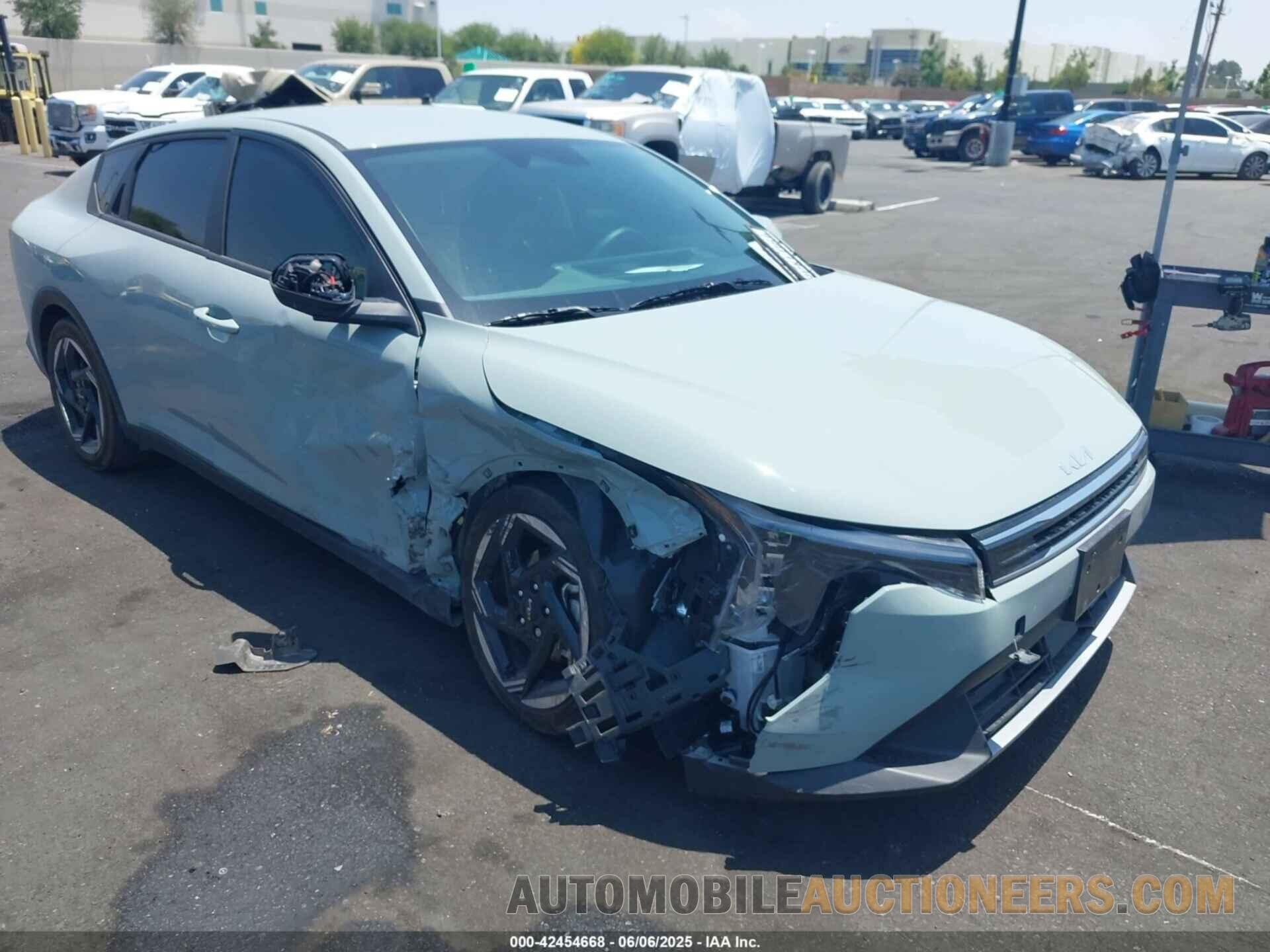 3KPFU4DE6SE007959 KIA K4 2025
