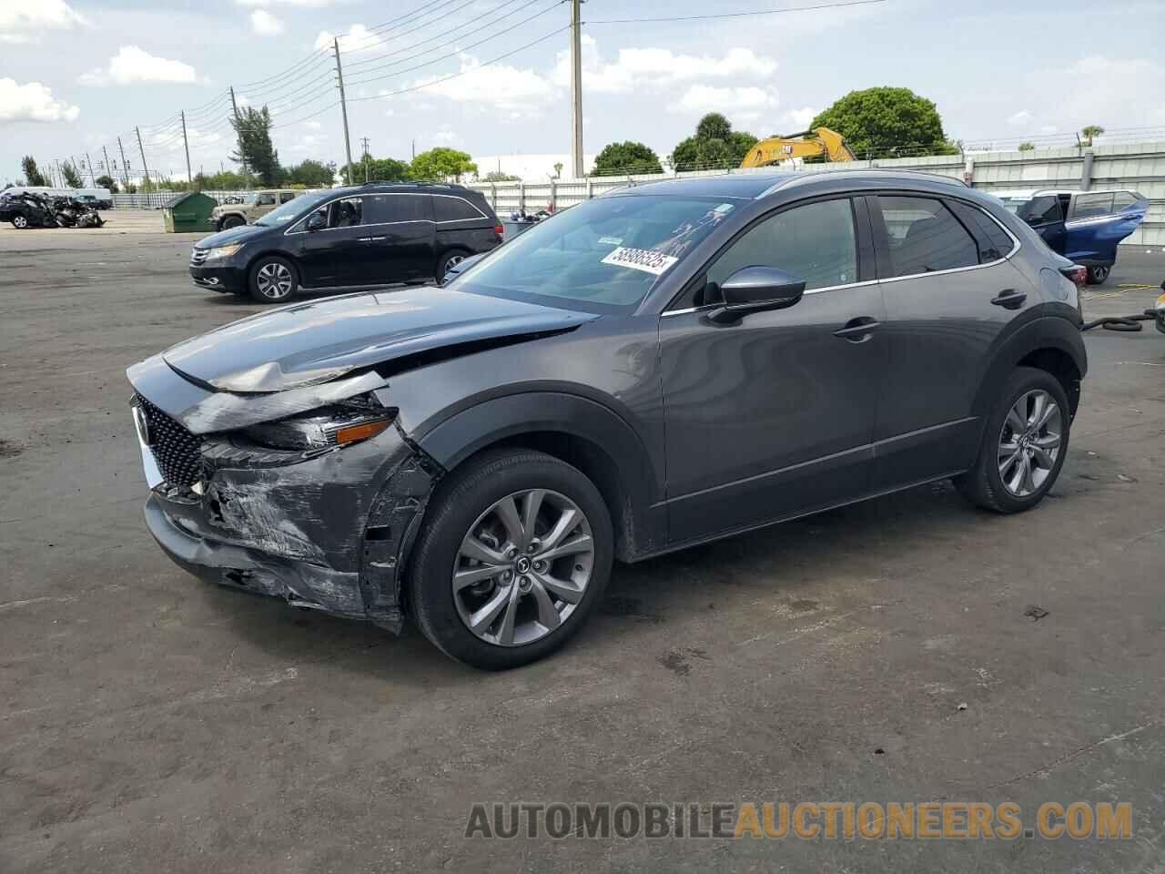 3MVDMADM5MM228960 MAZDA CX30 2021