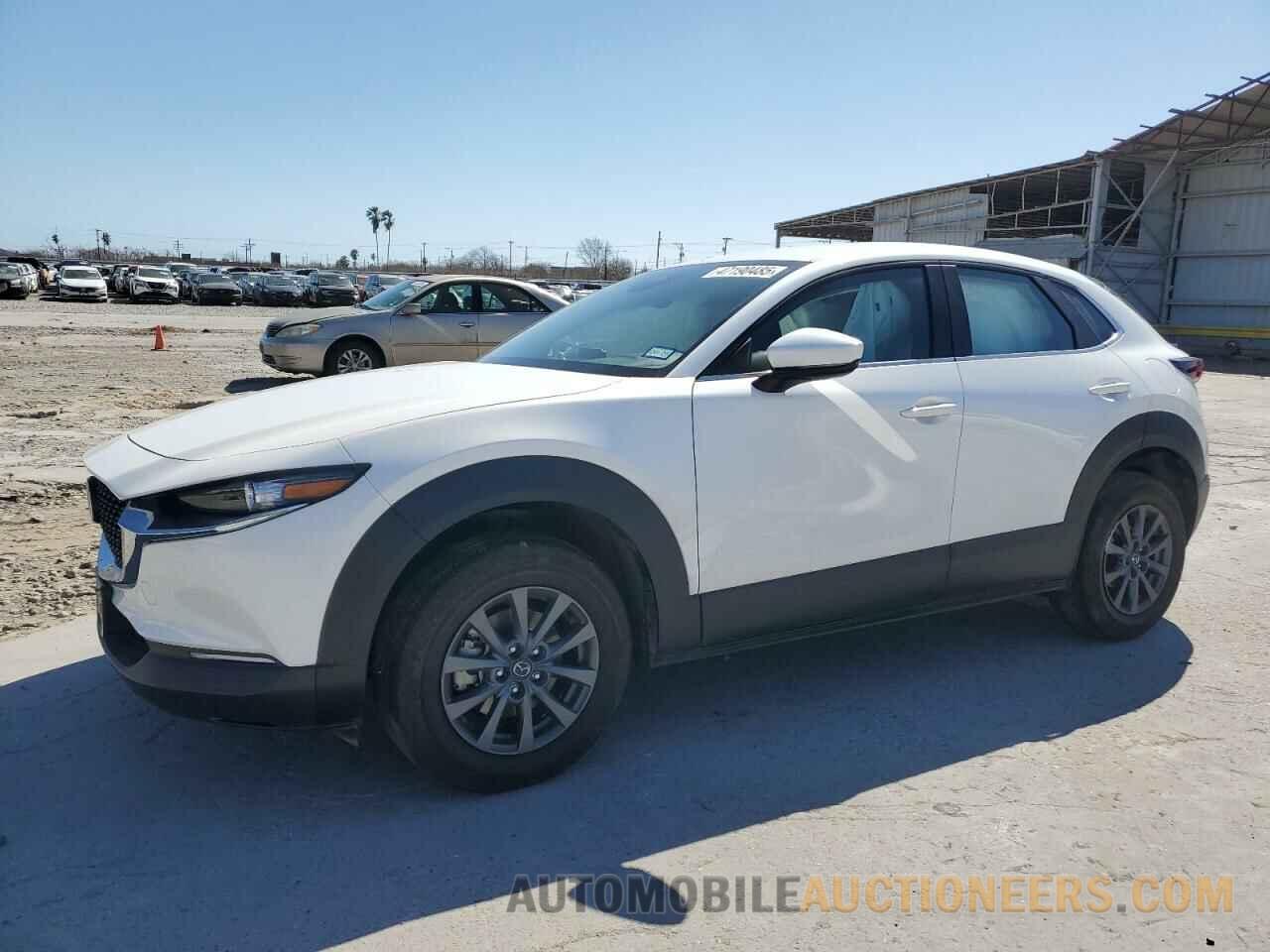 3MVDMBAM0RM665637 MAZDA CX30 2024