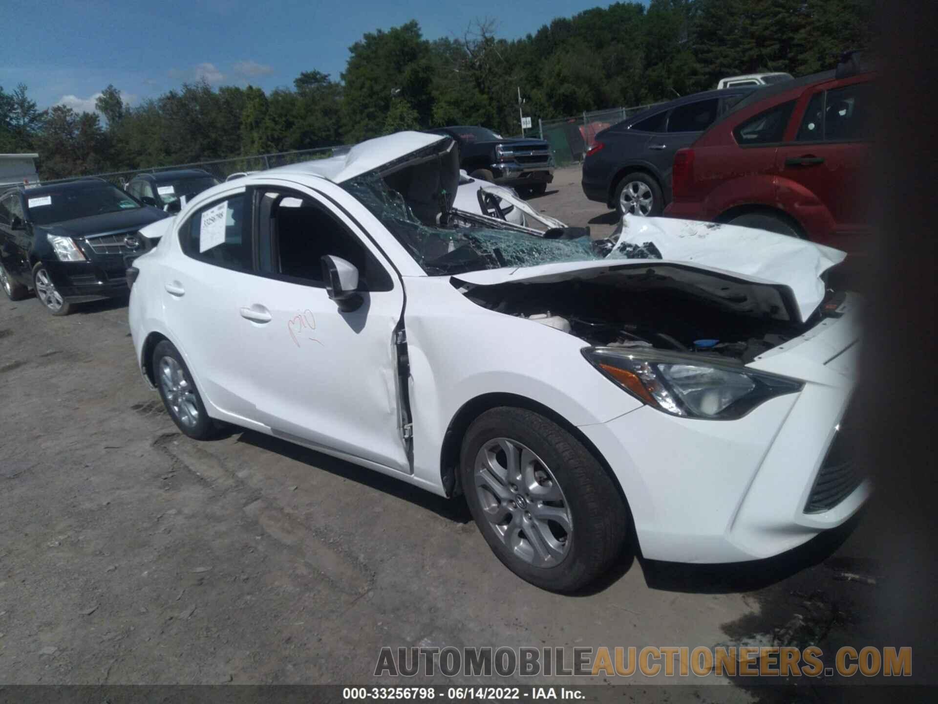 3MYDLBYV0JY333120 TOYOTA YARIS IA 2018