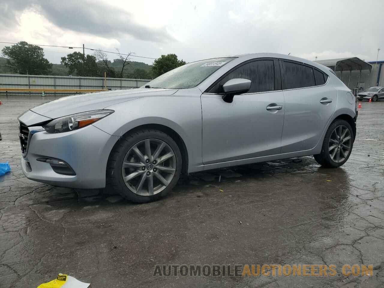 3MZBN1L34JM261505 MAZDA 3 2018