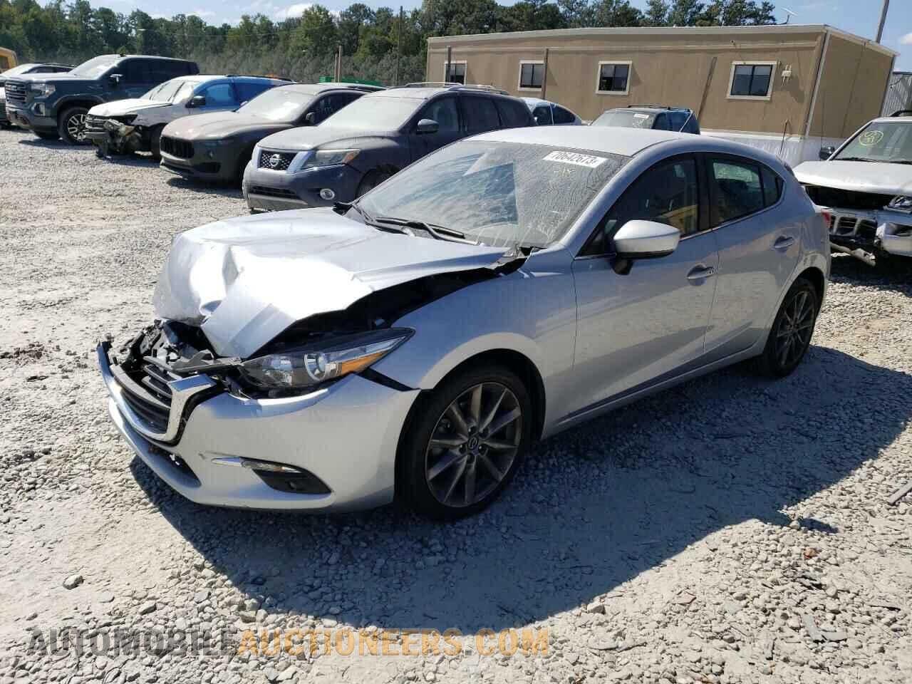 3MZBN1L35JM206576 MAZDA 3 2018