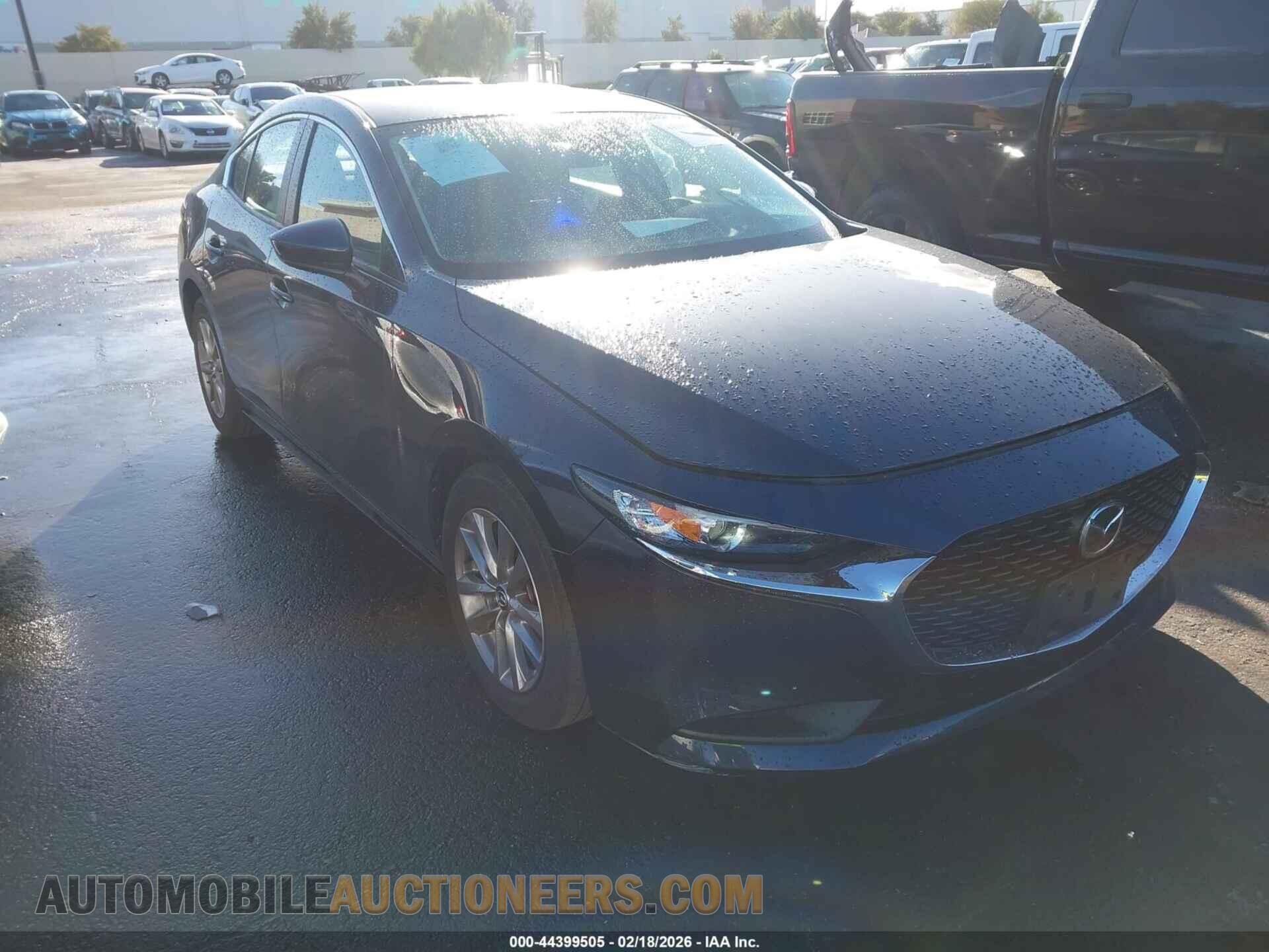 3MZBPAAL2MM200607 MAZDA MAZDA3 2021