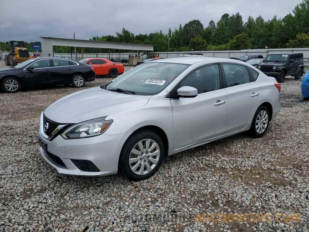 3N1AB7AP8HL643037 NISSAN SENTRA 2017