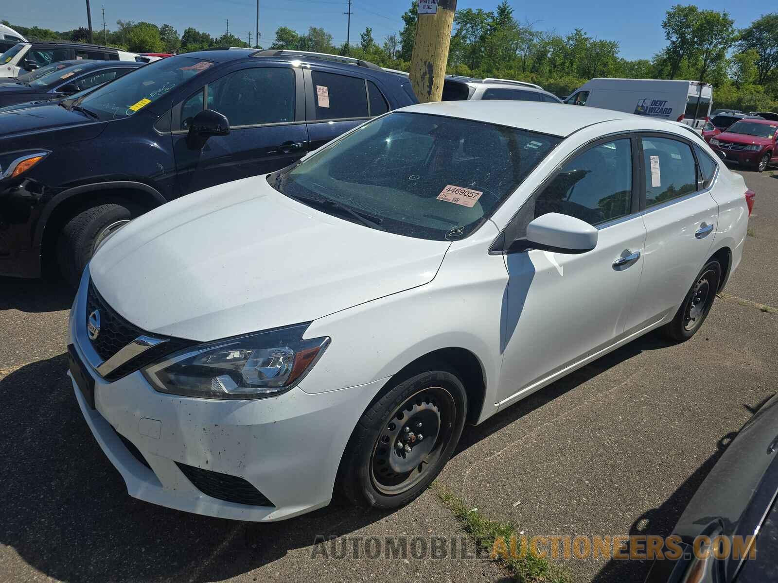 3N1AB7AP8JY301631 Nissan Sentra 2018