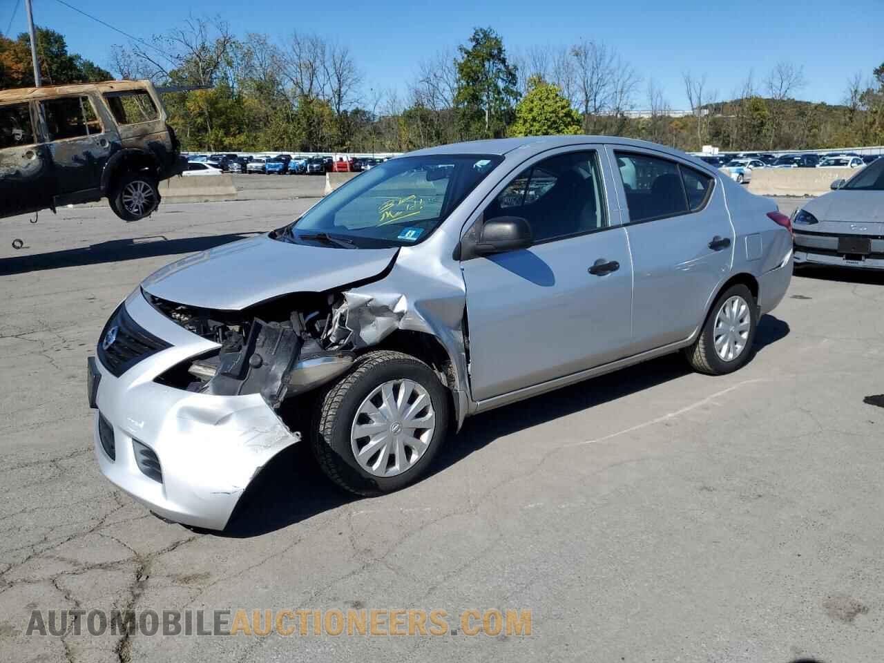 3N1CN7AP2CL927708 NISSAN VERSA 2012