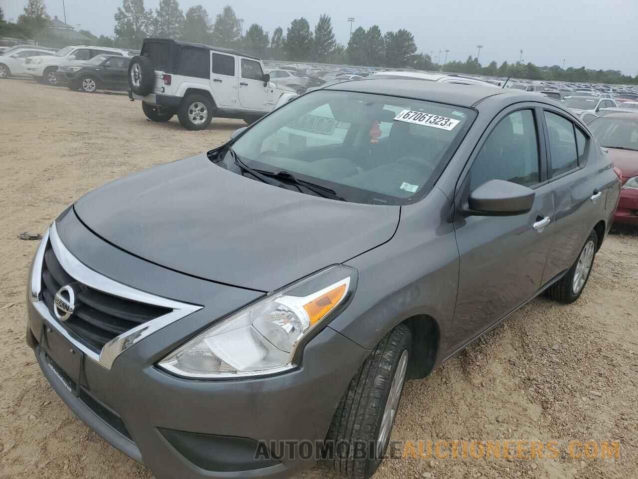 3N1CN7AP6JL885458 NISSAN VERSA 2018