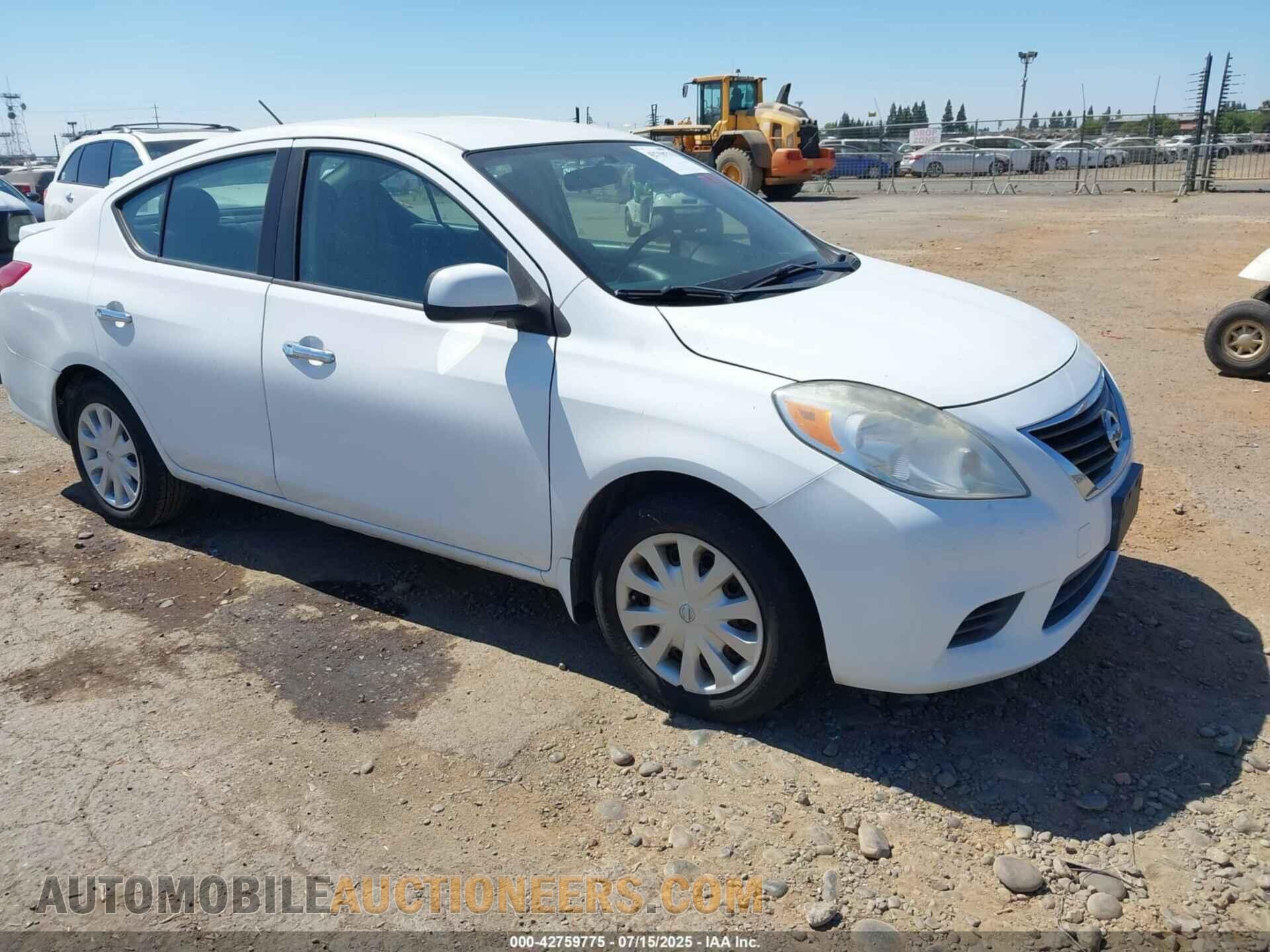 3N1CN7AP9EL821663 NISSAN VERSA 2014