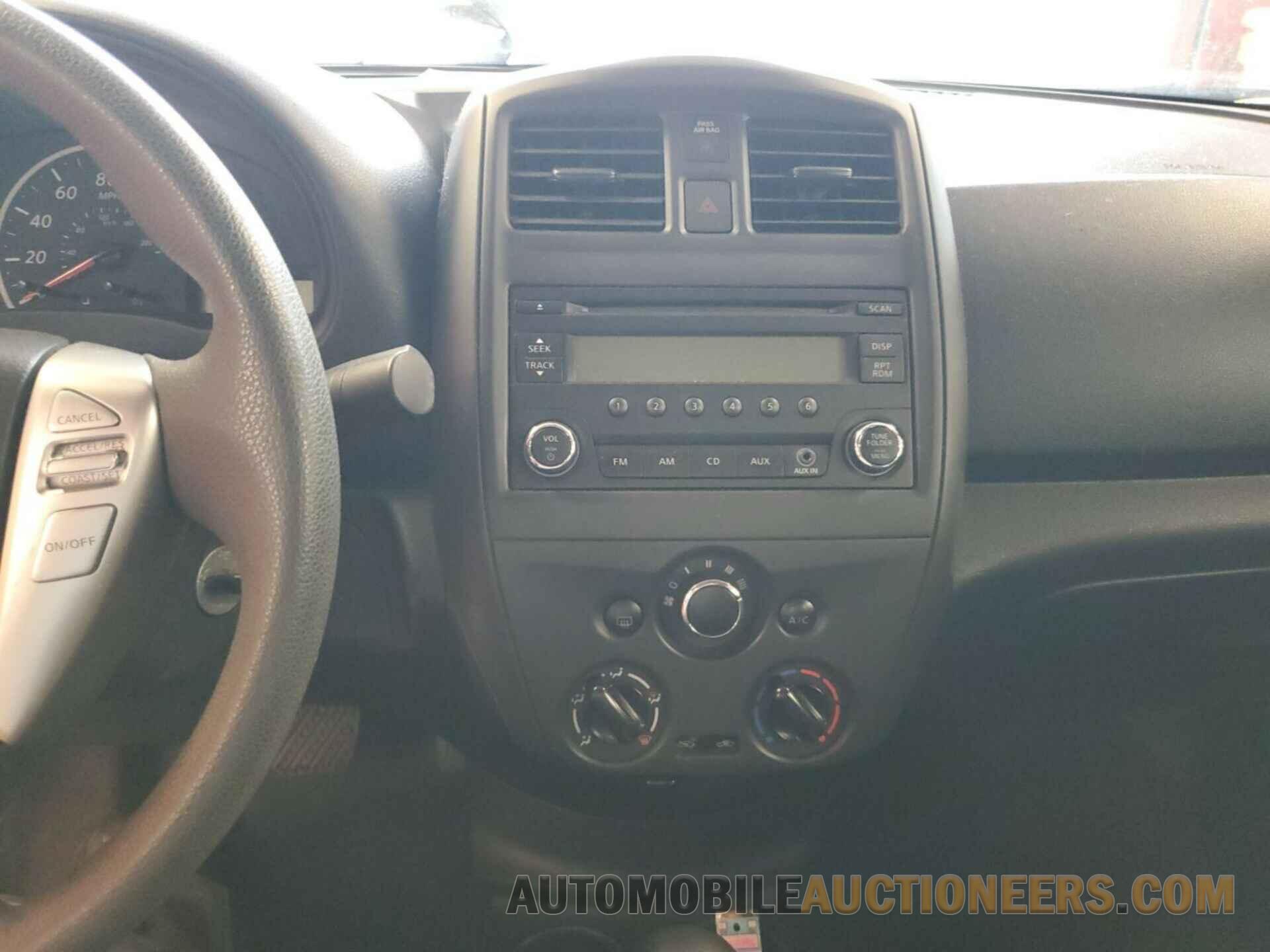 3N1CN7AP9FL868032 NISSAN VERSA 2015