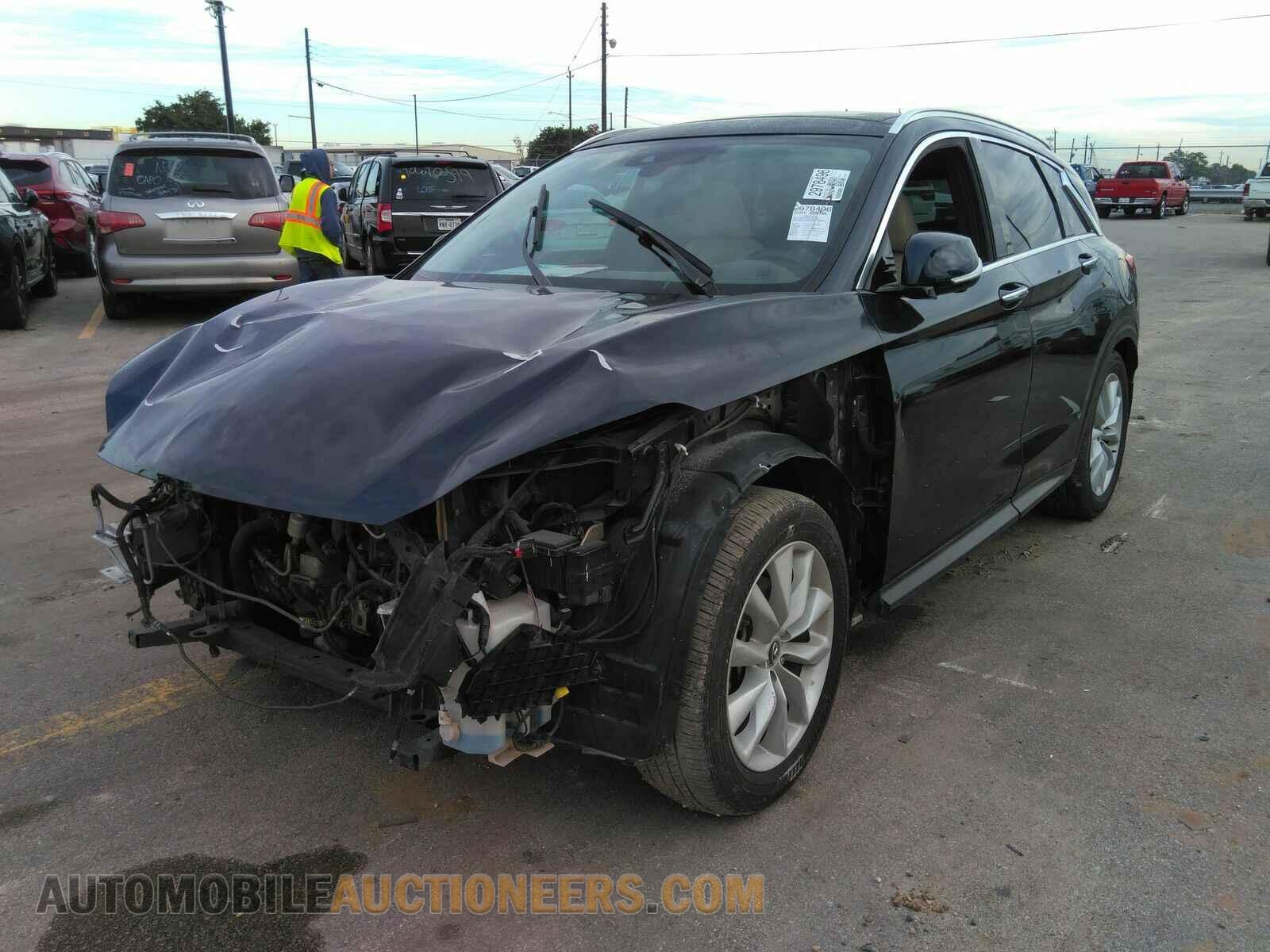 3PCAJ5M36KF123731 INFINITI QX50 2019