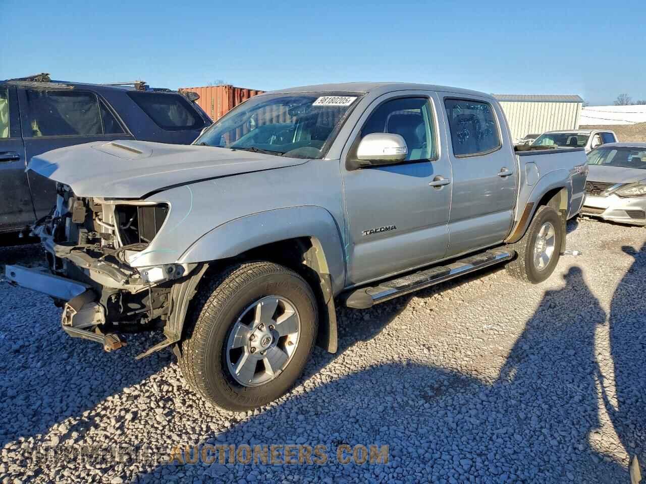 3TMJU4GN3DM155002 TOYOTA TACOMA 2013