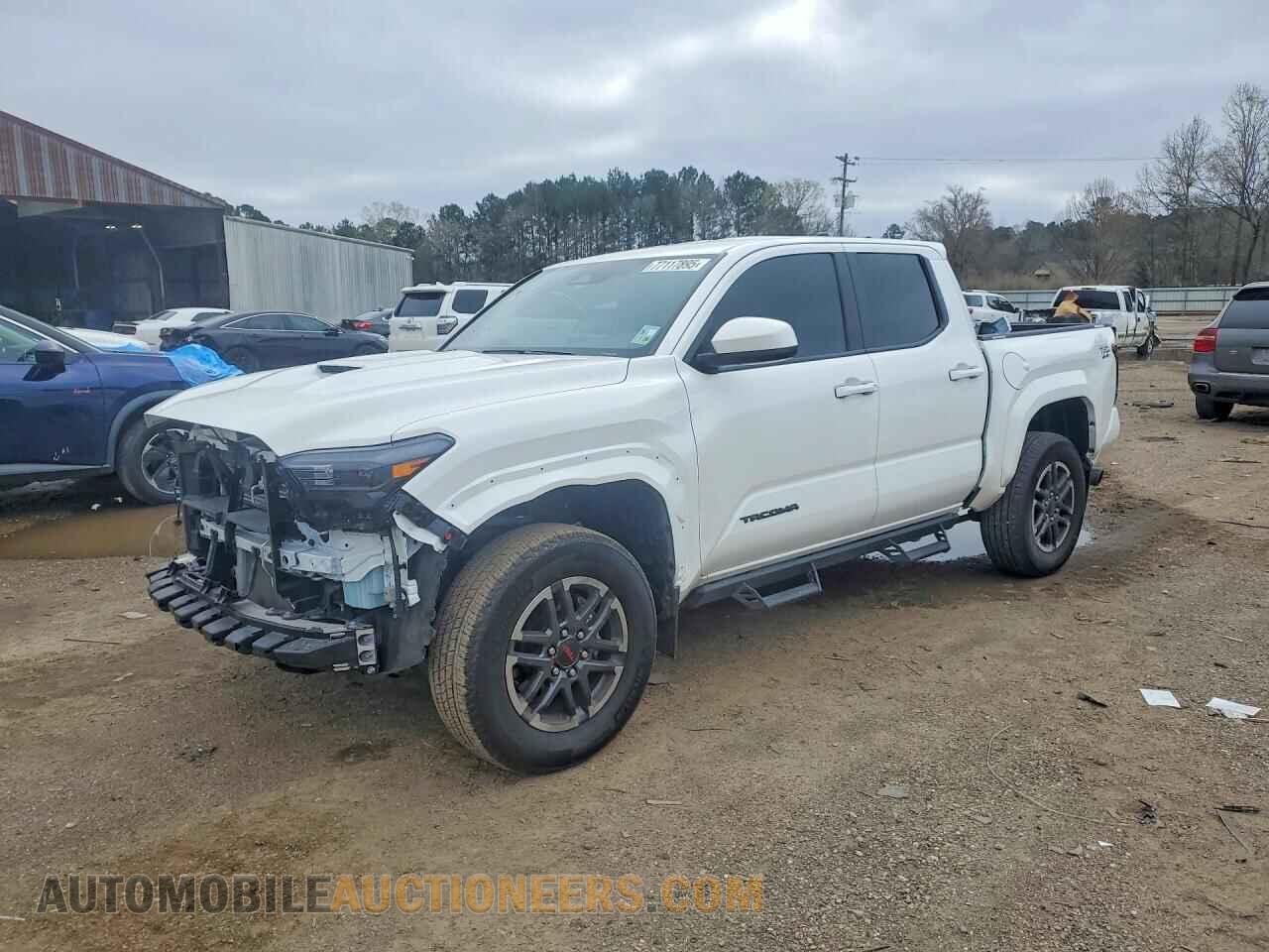 3TMKB5FN7RM011784 TOYOTA TACOMA 2024